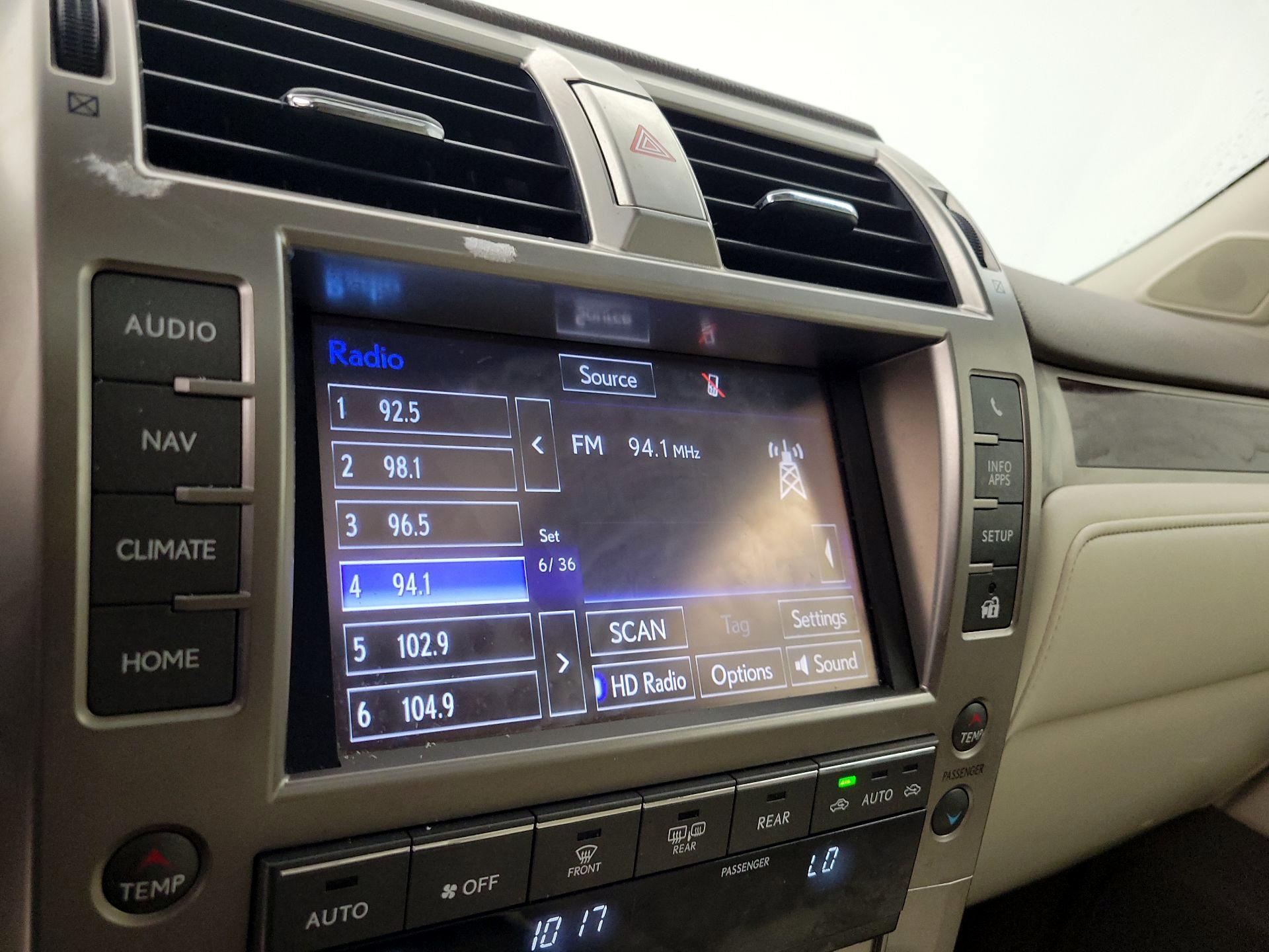 Thumbnail: 2014 Lexus GX - 15