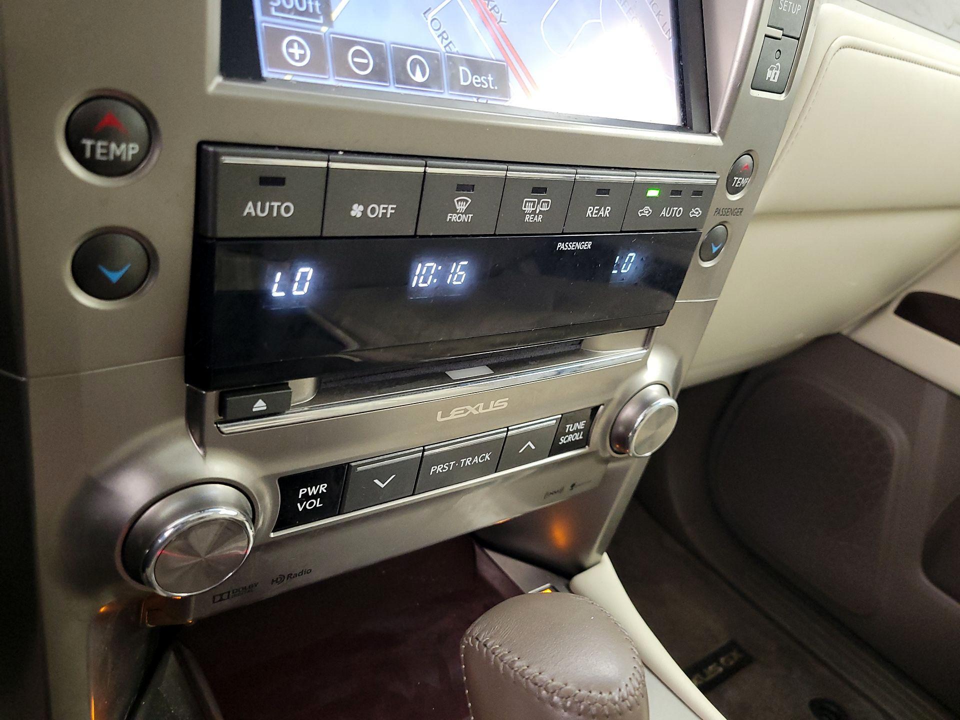 Thumbnail: 2014 Lexus GX - 16
