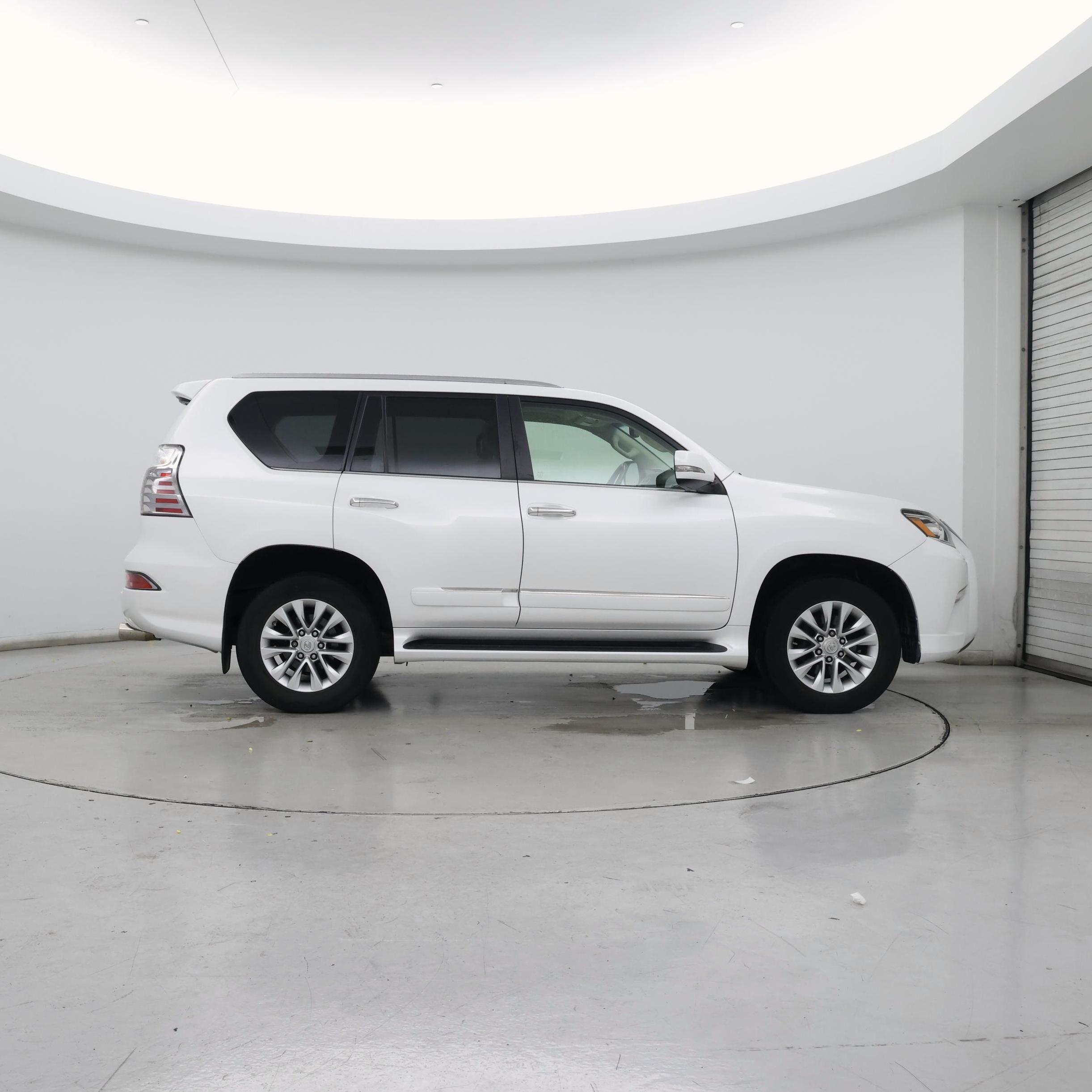 Thumbnail: 2014 Lexus GX - 7