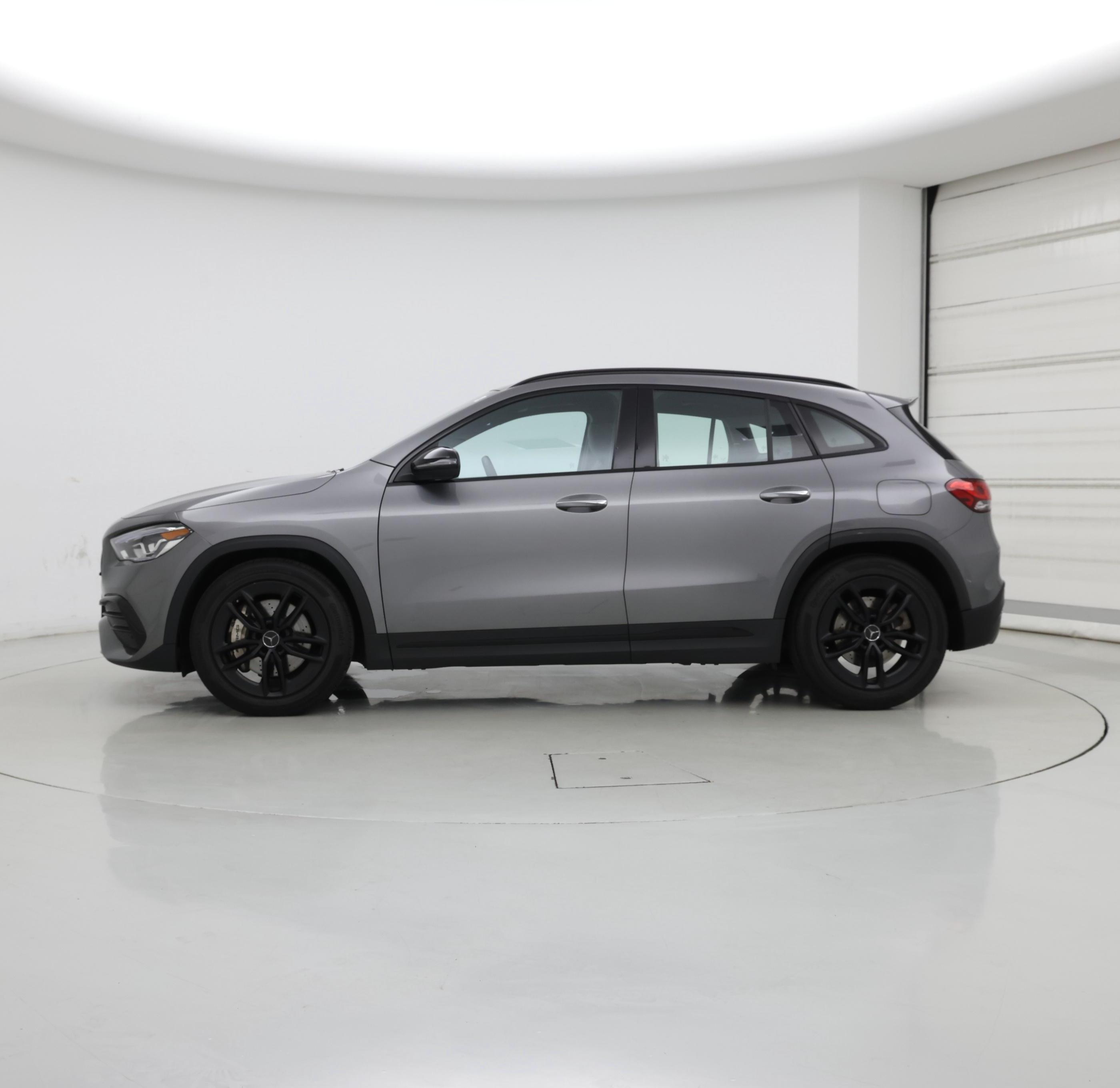 Thumbnail: 2021 Mercedes-Benz GLA - 3