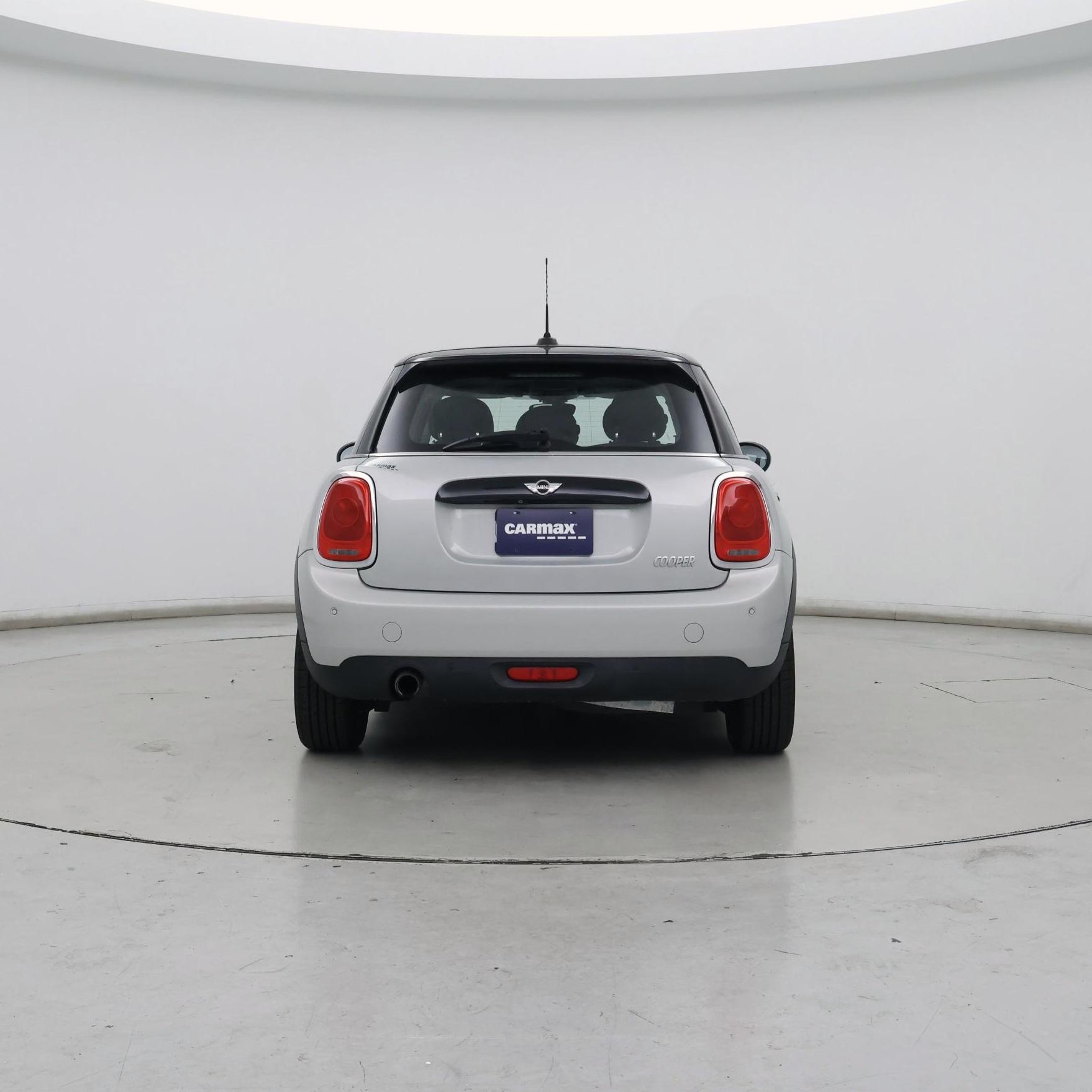 Thumbnail: 2017 MINI Cooper Hardtop - 6