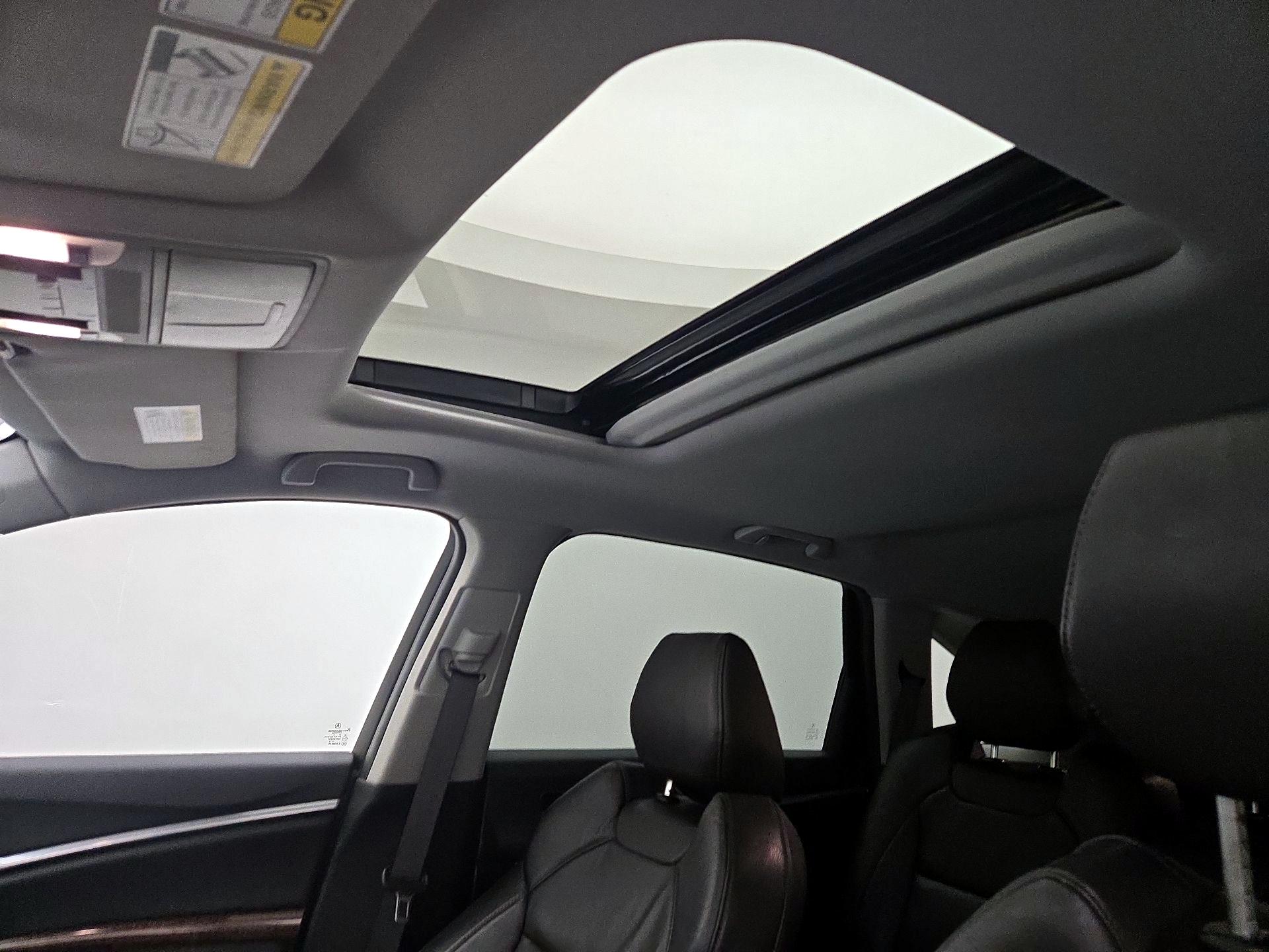 Thumbnail: 2020 Acura MDX - 18