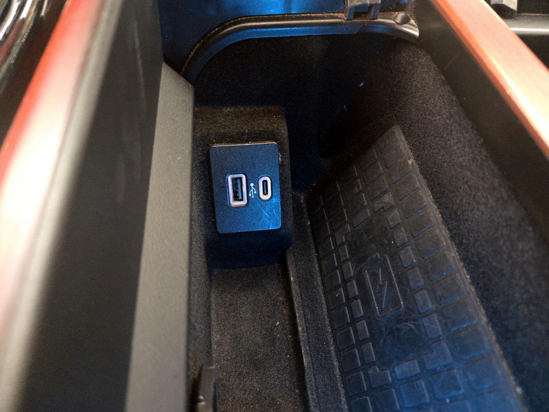 Thumbnail: 2020 Lincoln Navigator - 19