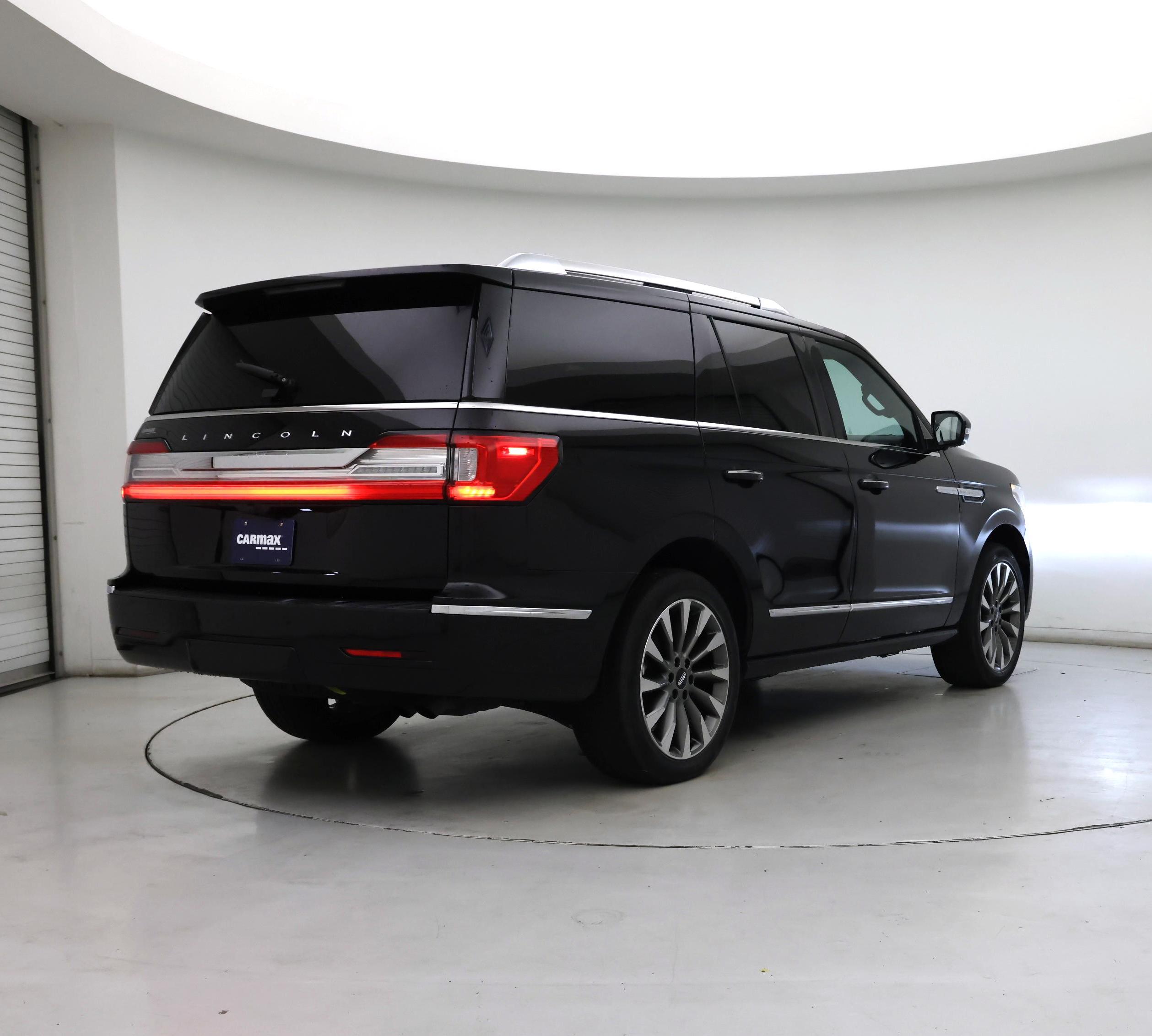 Thumbnail: 2020 Lincoln Navigator - 8
