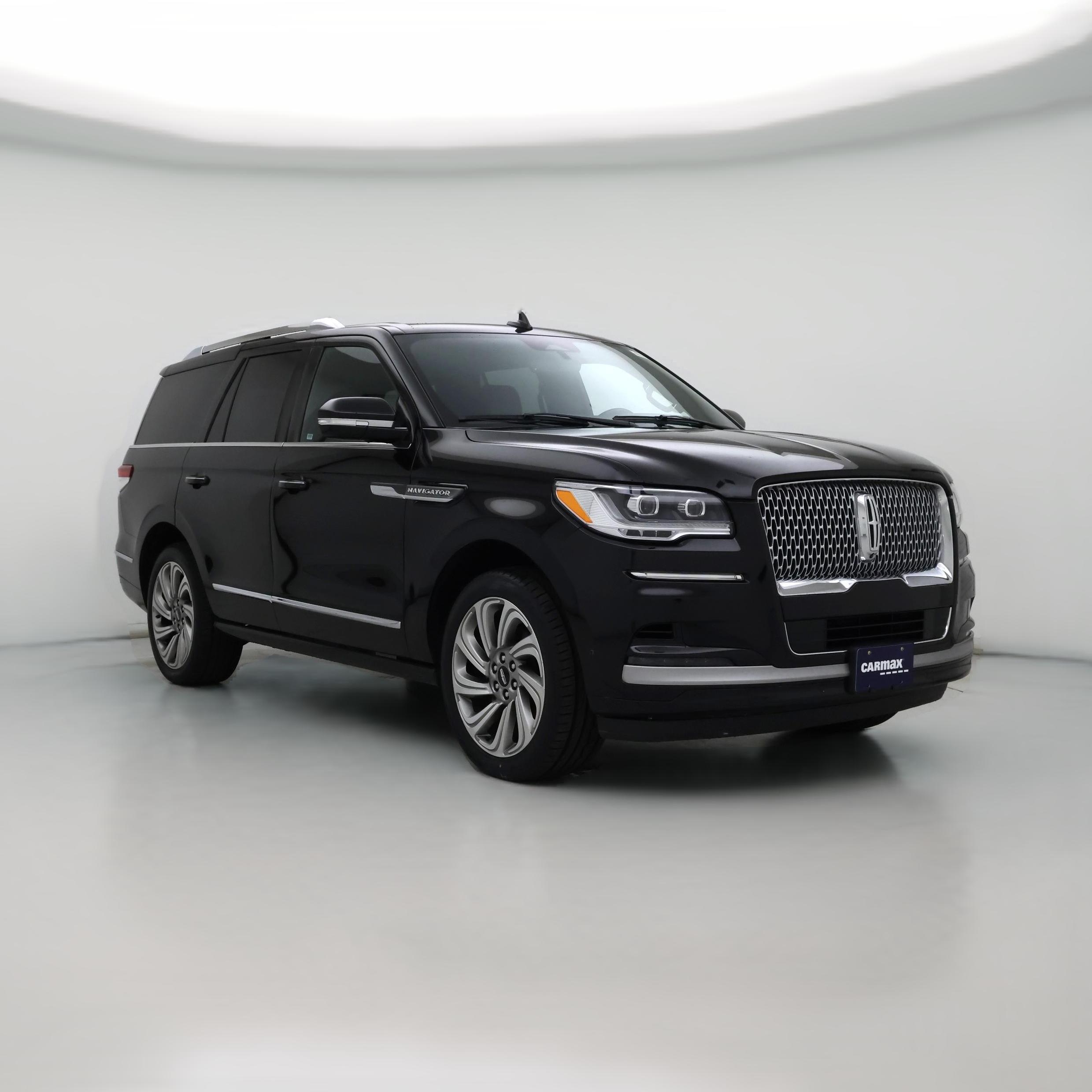 Thumbnail: 2022 Lincoln Navigator - 1