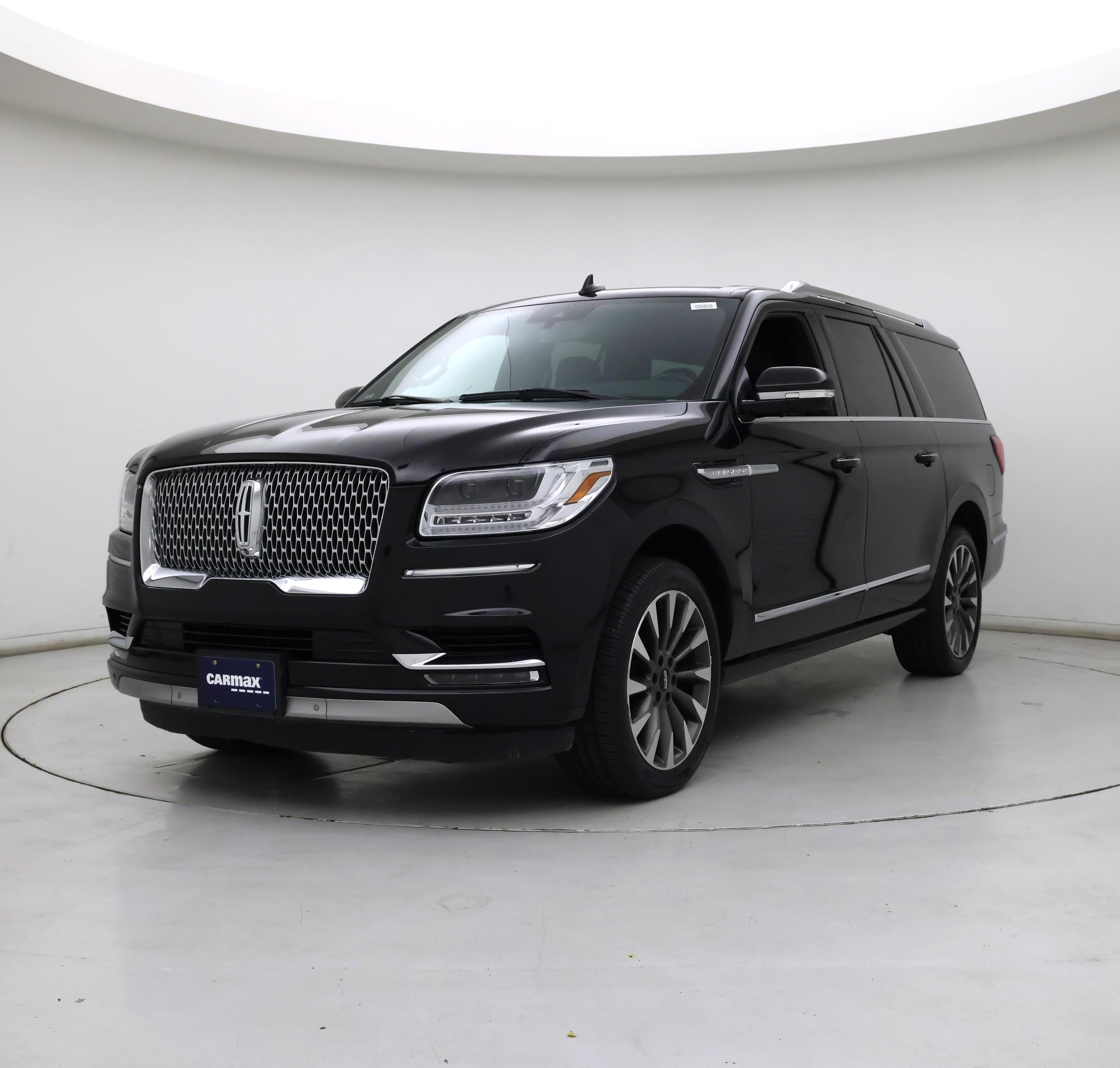 Thumbnail: 2021 Lincoln Navigator L - 4