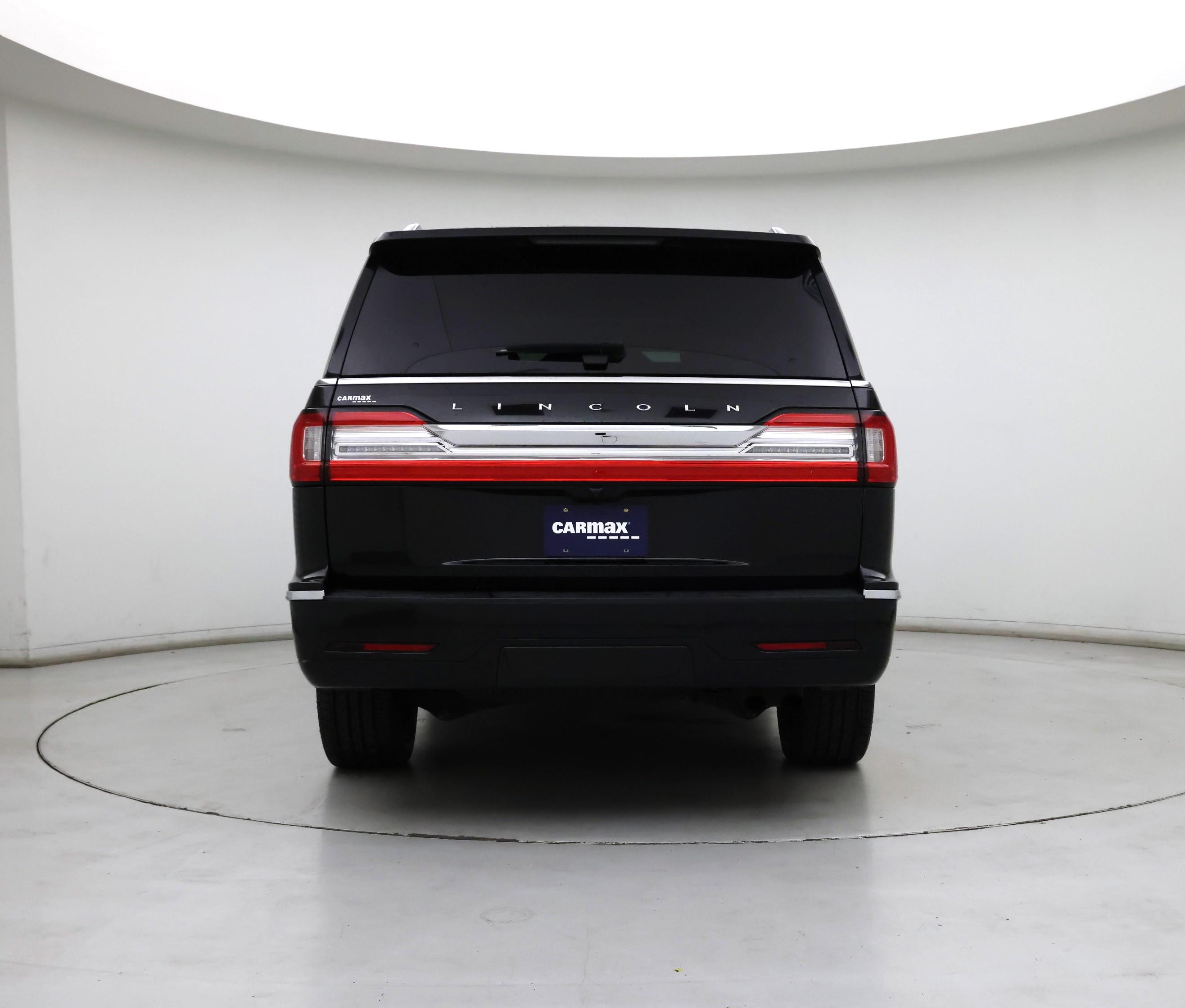 Thumbnail: 2021 Lincoln Navigator L - 6