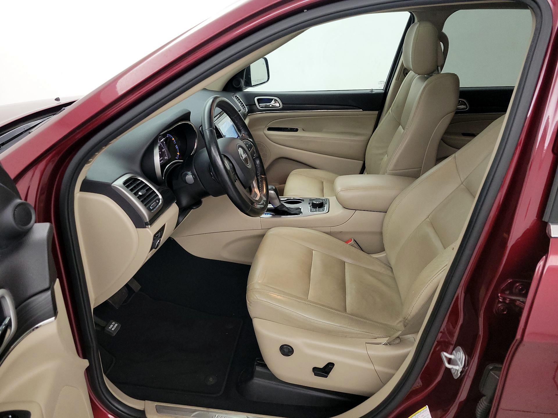 Thumbnail: 2020 Jeep Grand Cherokee - 11