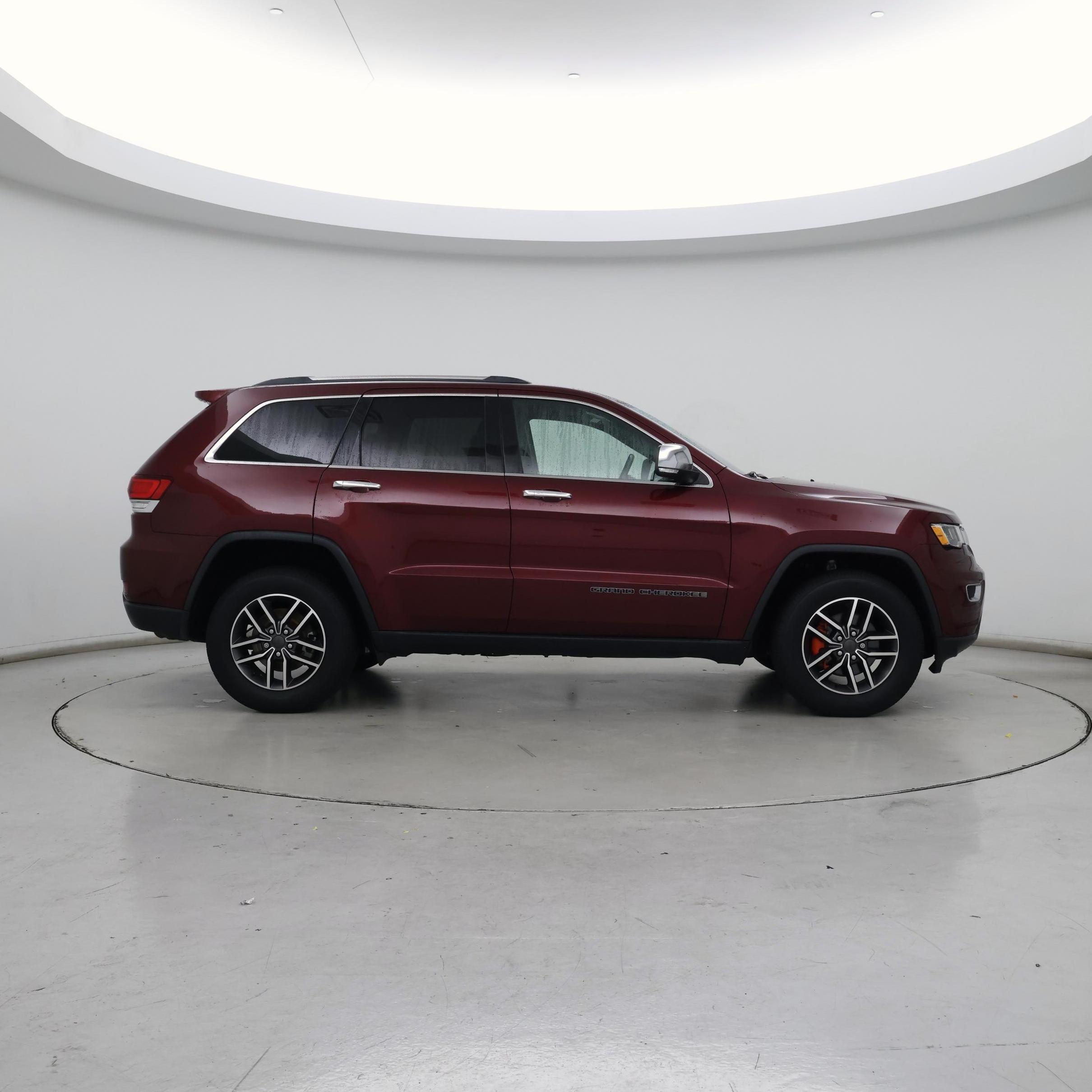 Thumbnail: 2020 Jeep Grand Cherokee - 7