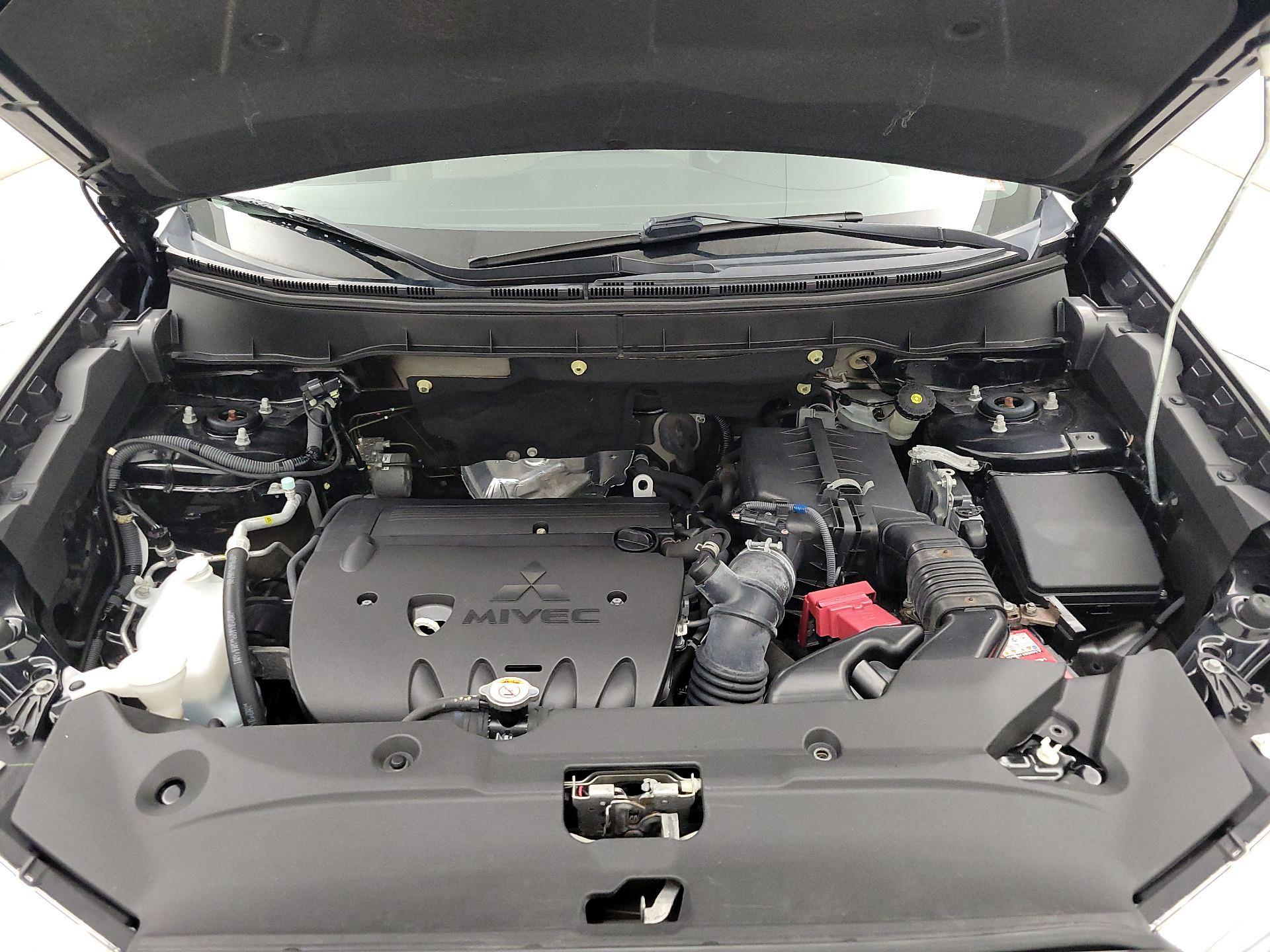 Thumbnail: 2019 Mitsubishi Outlander Sport - 20