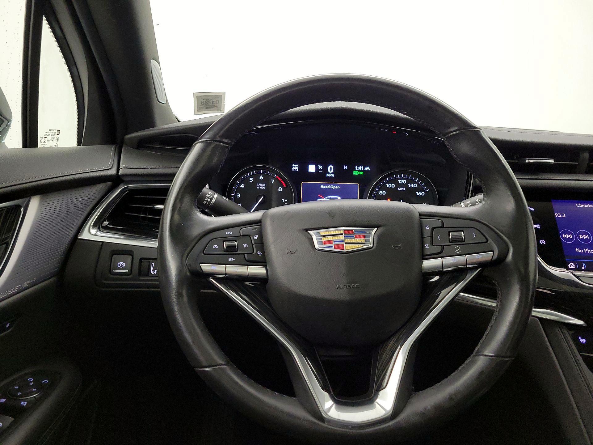 Thumbnail: 2020 Cadillac XT6 - 10