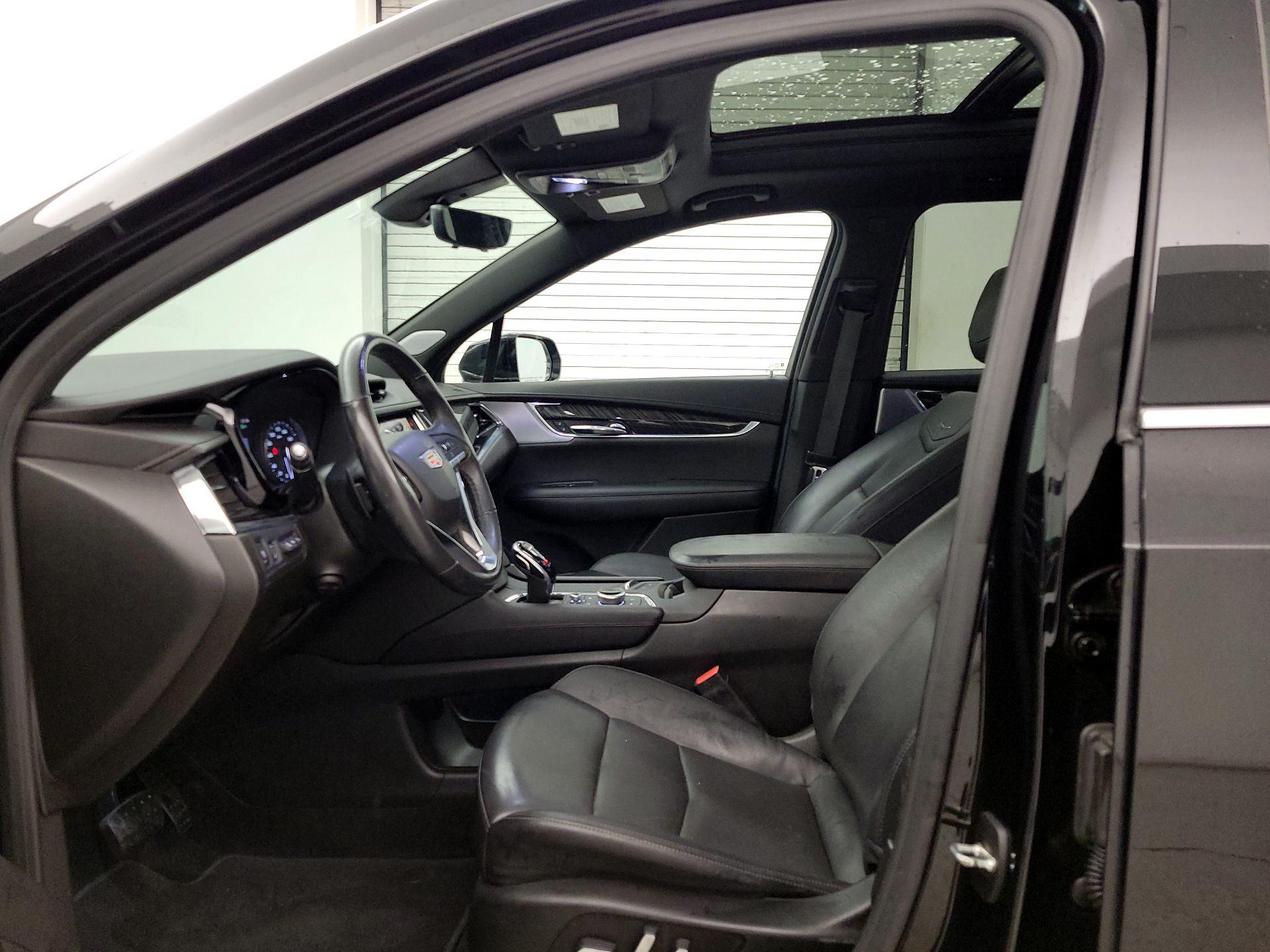 Thumbnail: 2020 Cadillac XT6 - 11