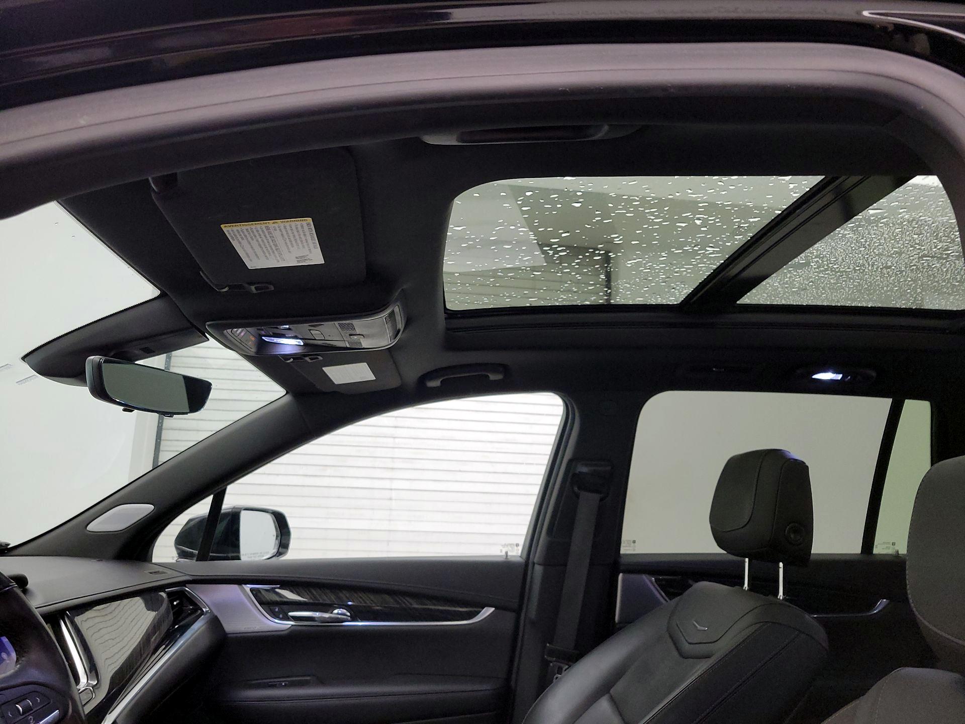 Thumbnail: 2020 Cadillac XT6 - 19