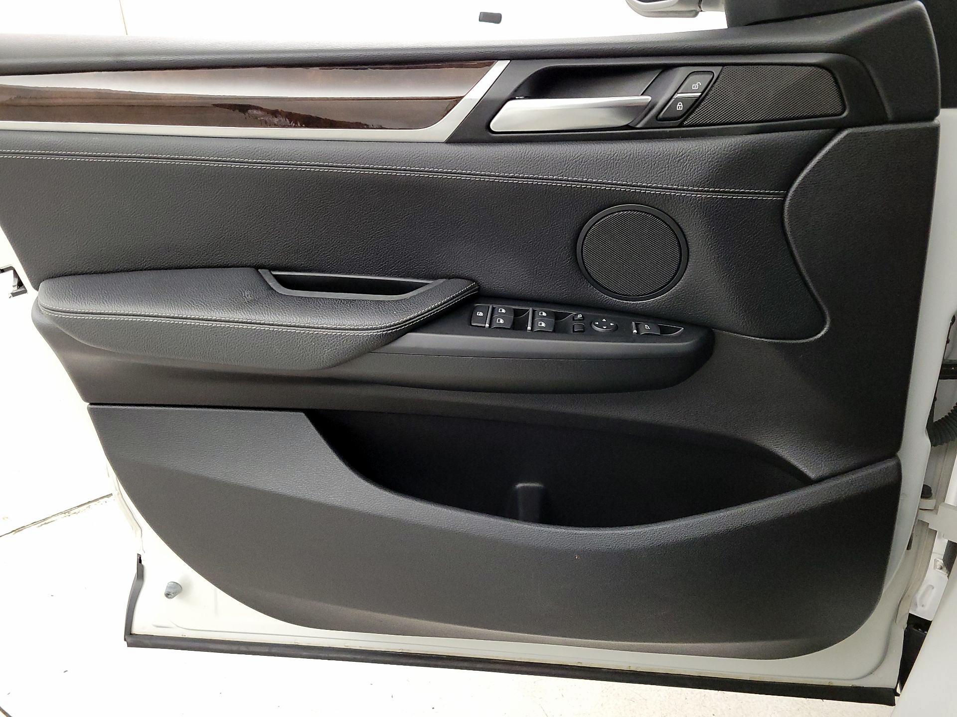 Thumbnail: 2017 BMW X3 - 12