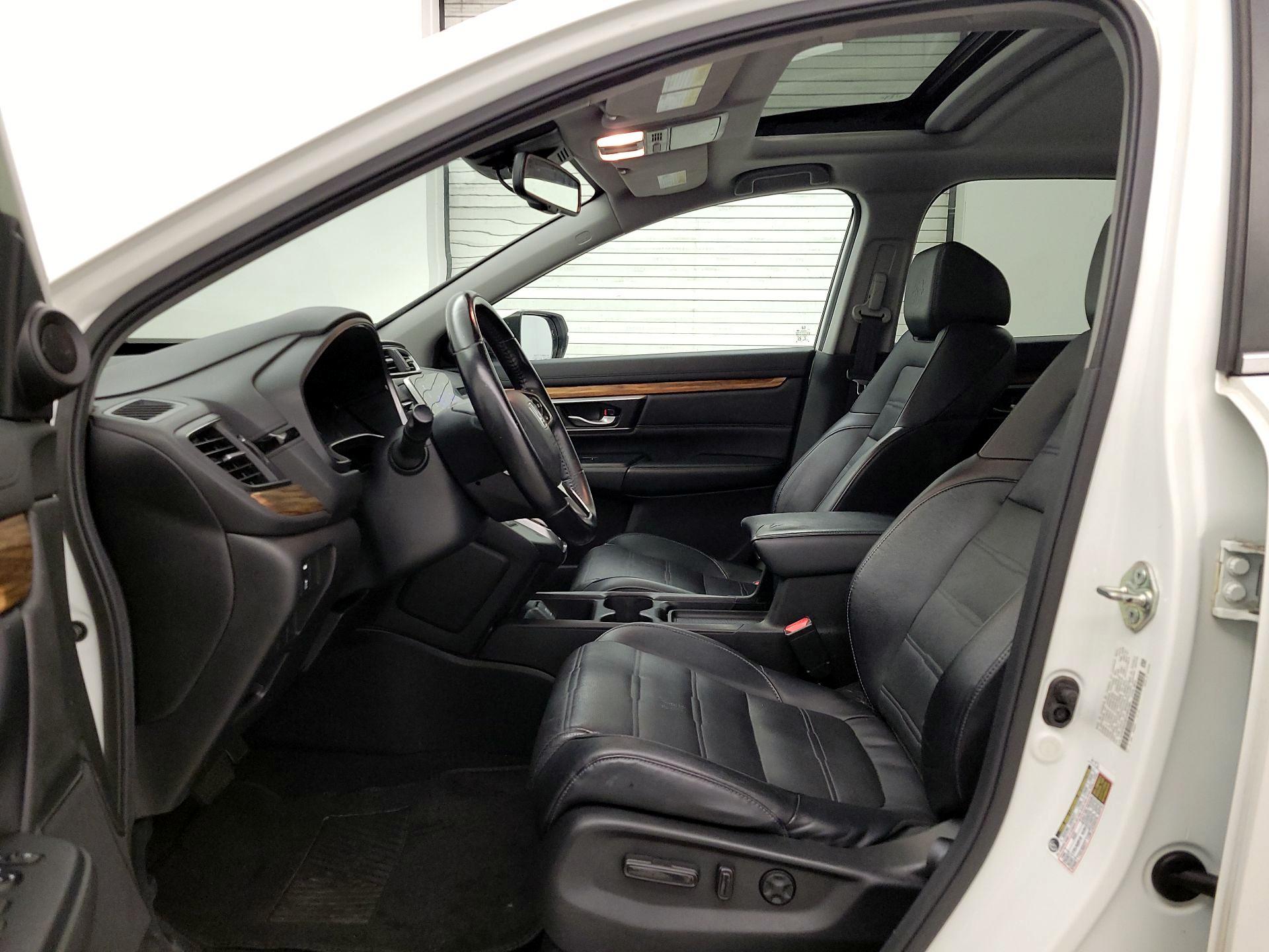 Thumbnail: 2017 Honda CR-V - 11