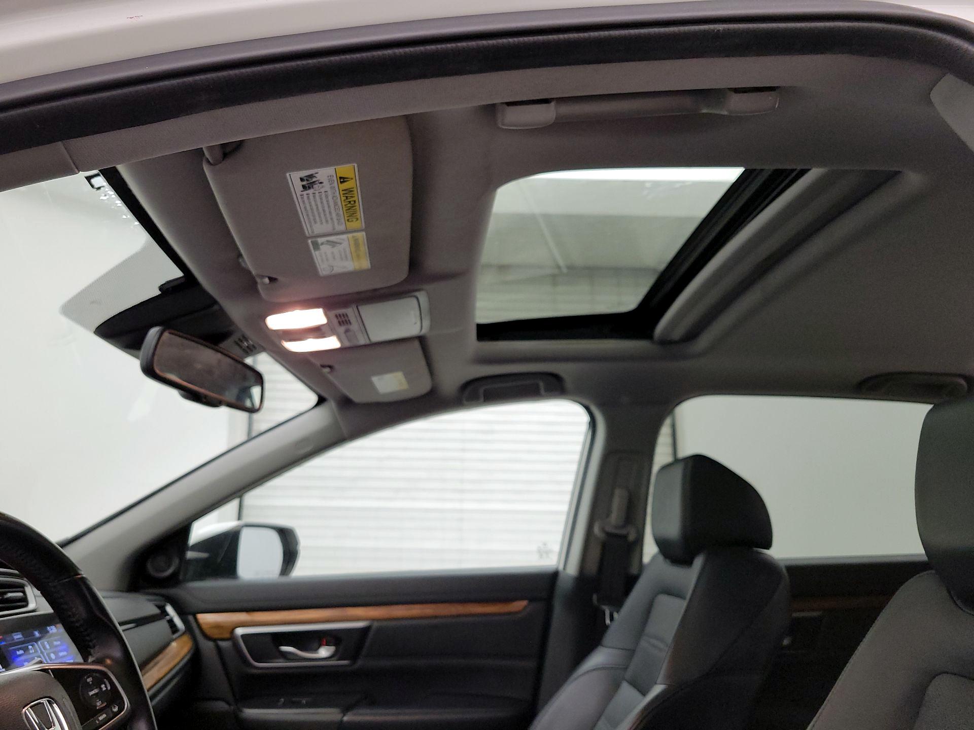 Thumbnail: 2017 Honda CR-V - 18