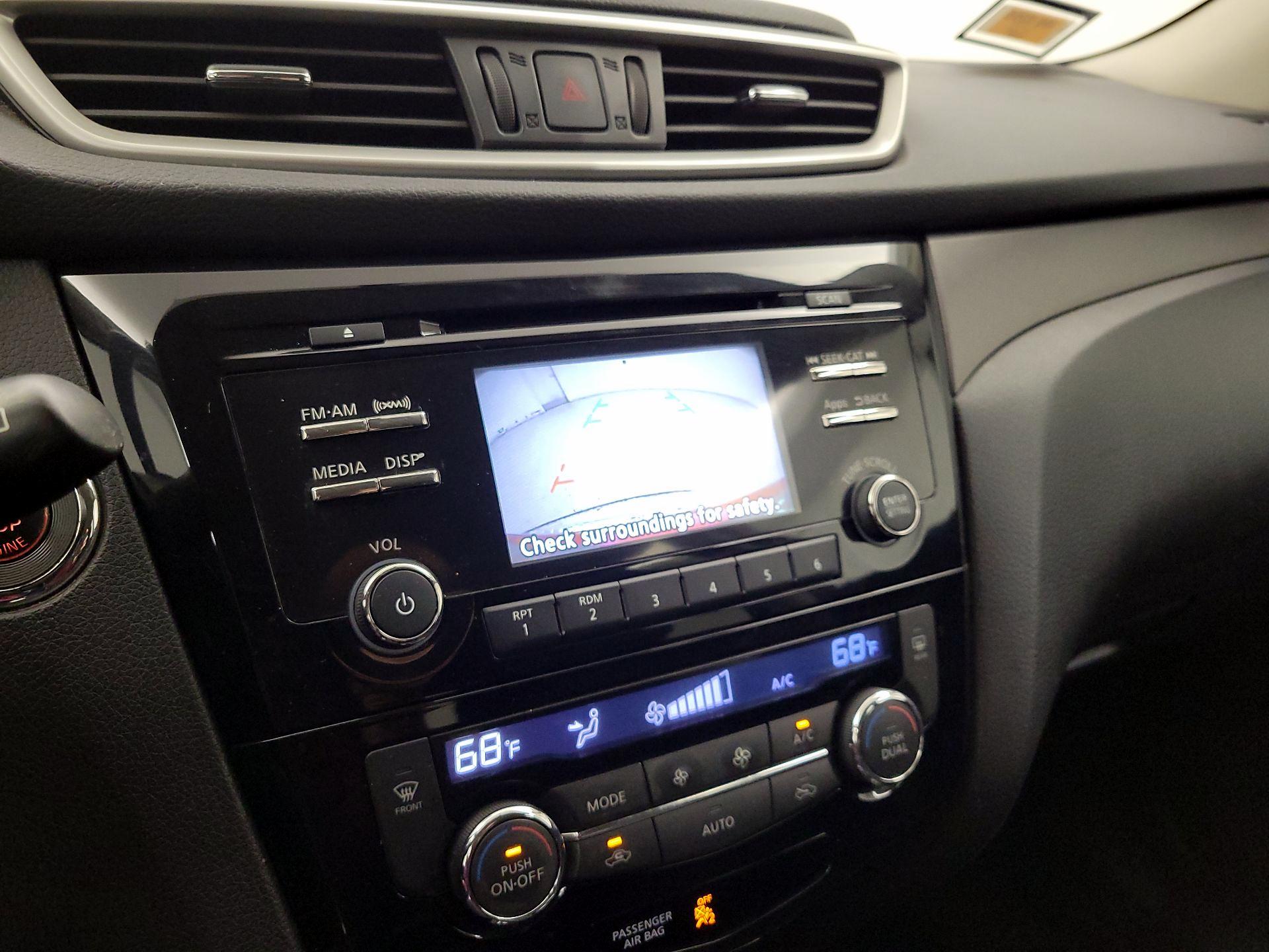Thumbnail: 2014 Nissan Rogue - 14
