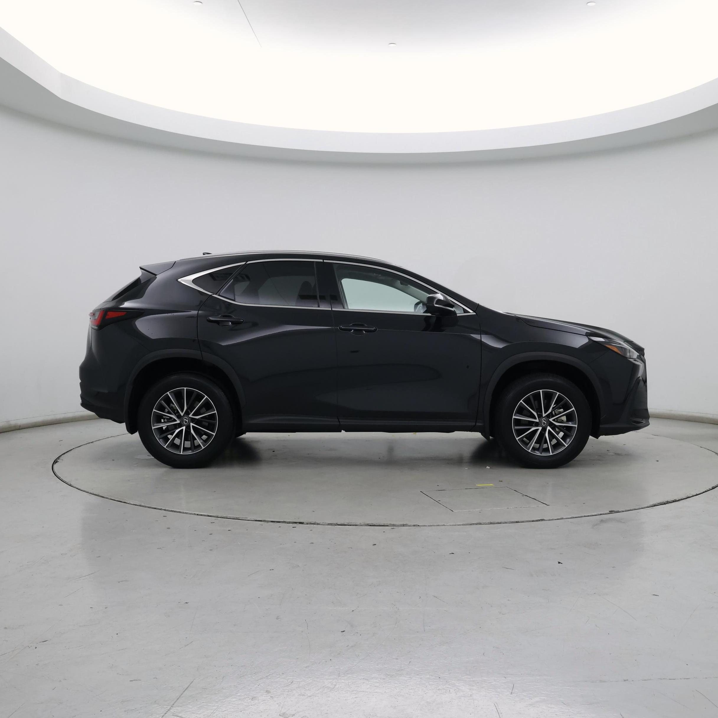Thumbnail: 2024 Lexus NX - 7