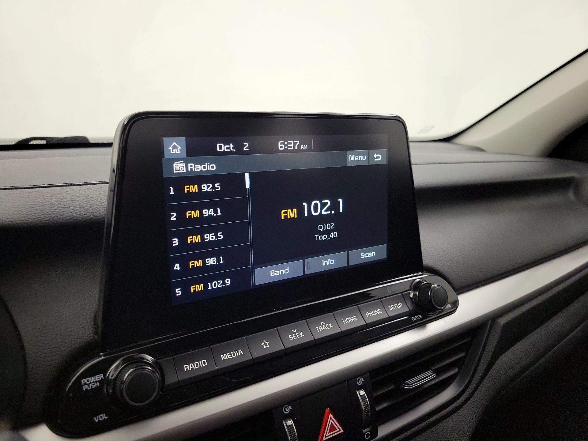 Thumbnail: 2021 Kia Forte - 15