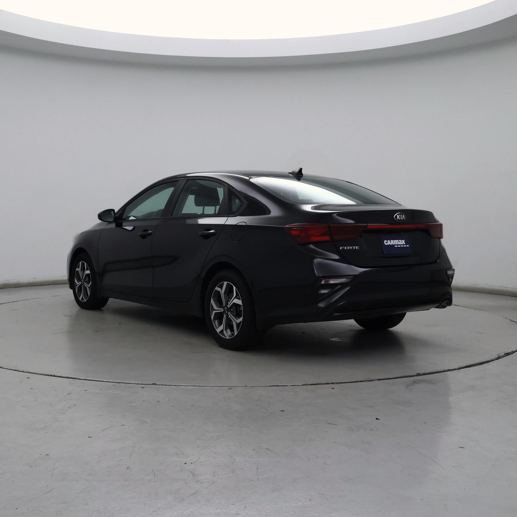 Thumbnail: 2021 Kia Forte - 2