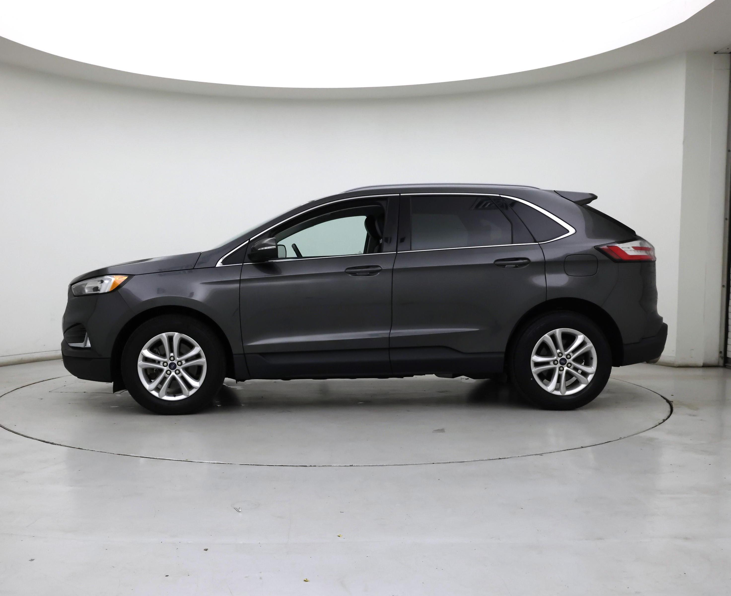 Thumbnail: 2020 Ford Edge - 3