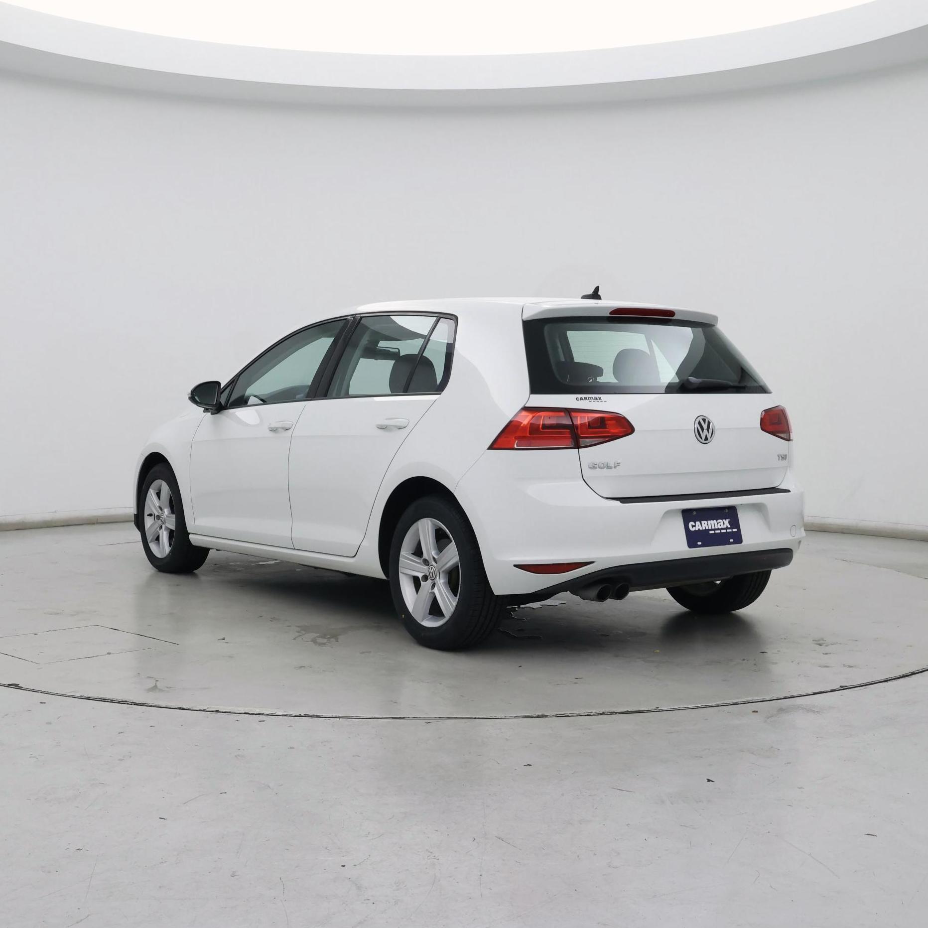 Thumbnail: 2017 Volkswagen Golf - 2