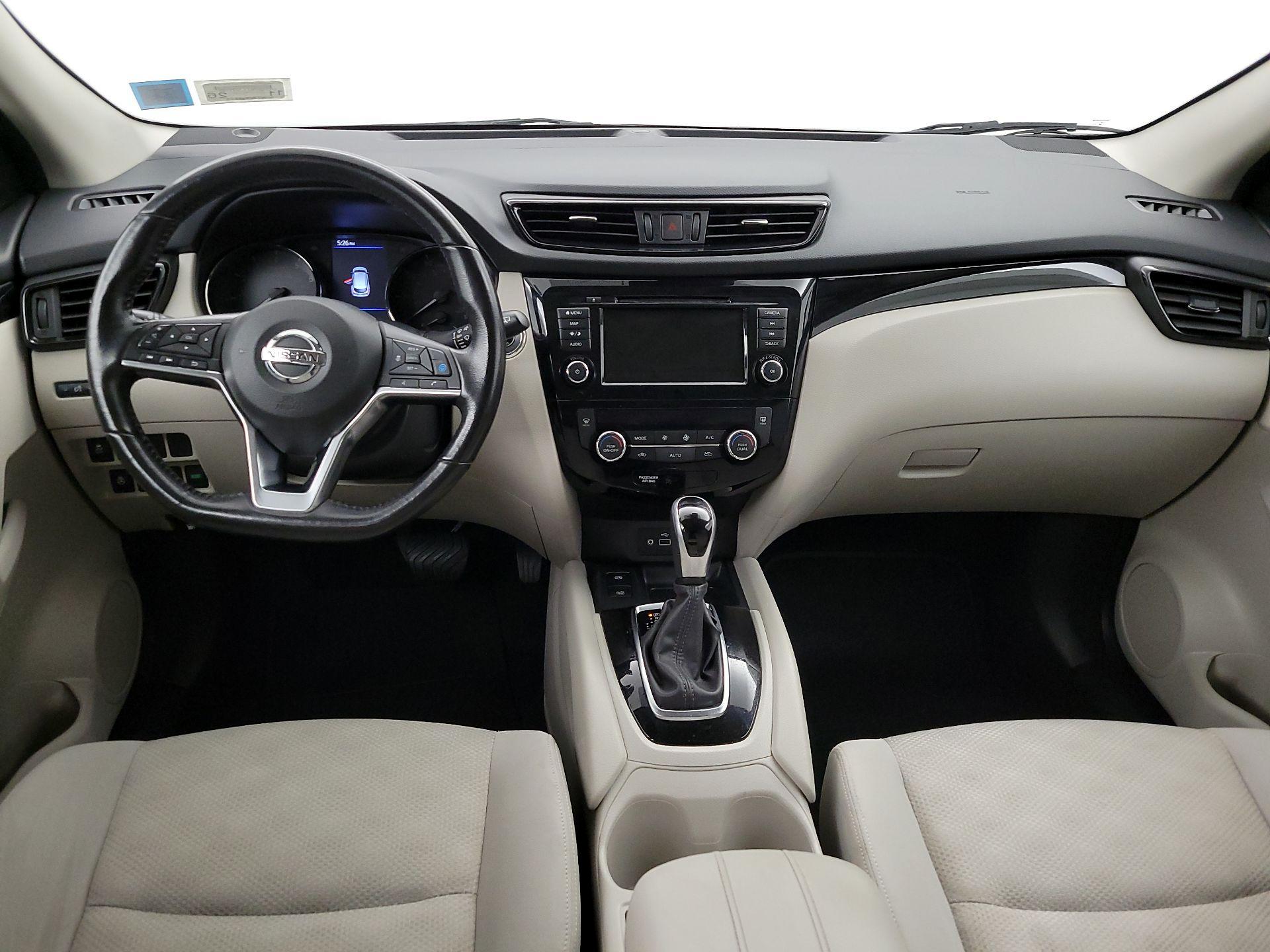 Thumbnail: 2019 Nissan Rogue Sport - 9