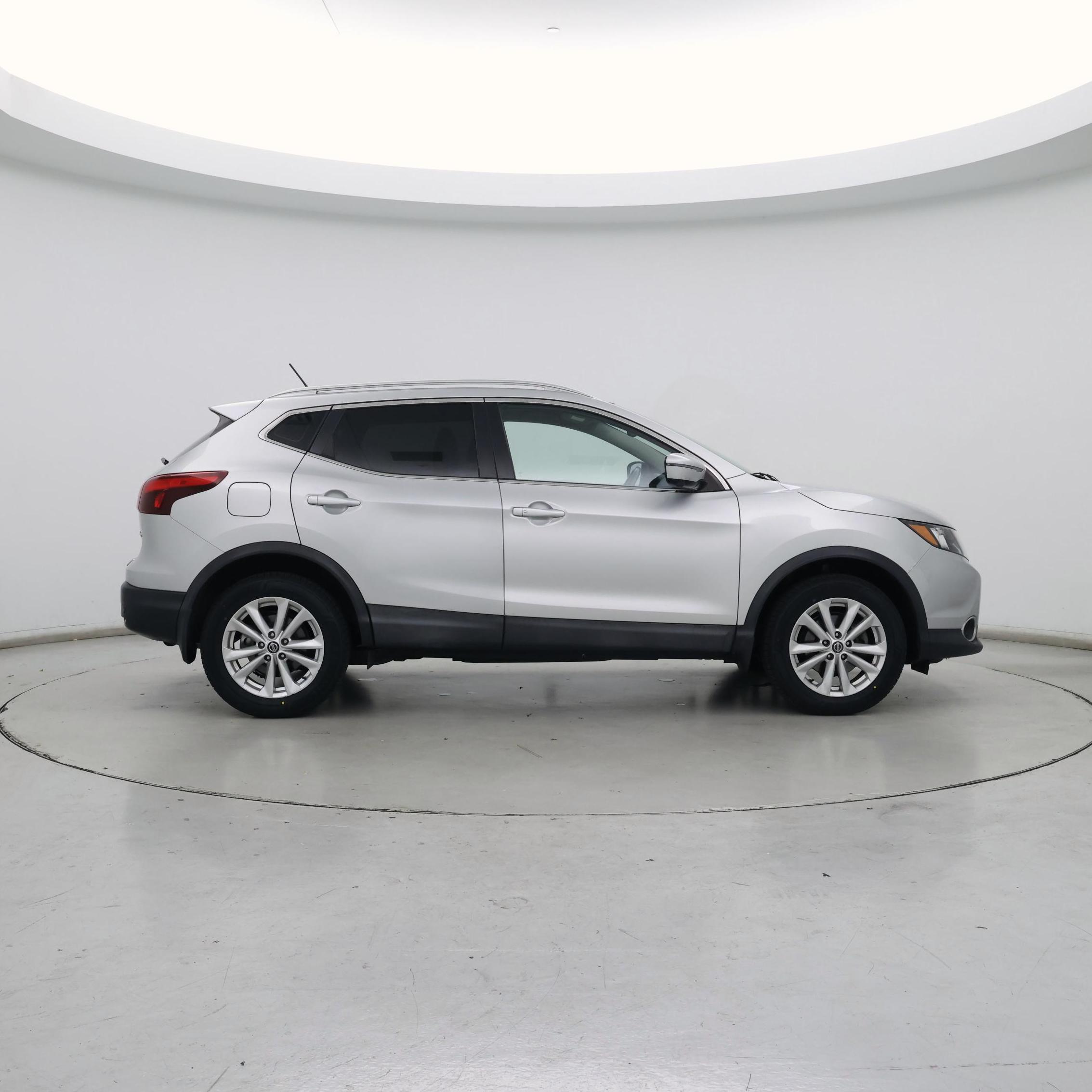 Thumbnail: 2019 Nissan Rogue Sport - 7