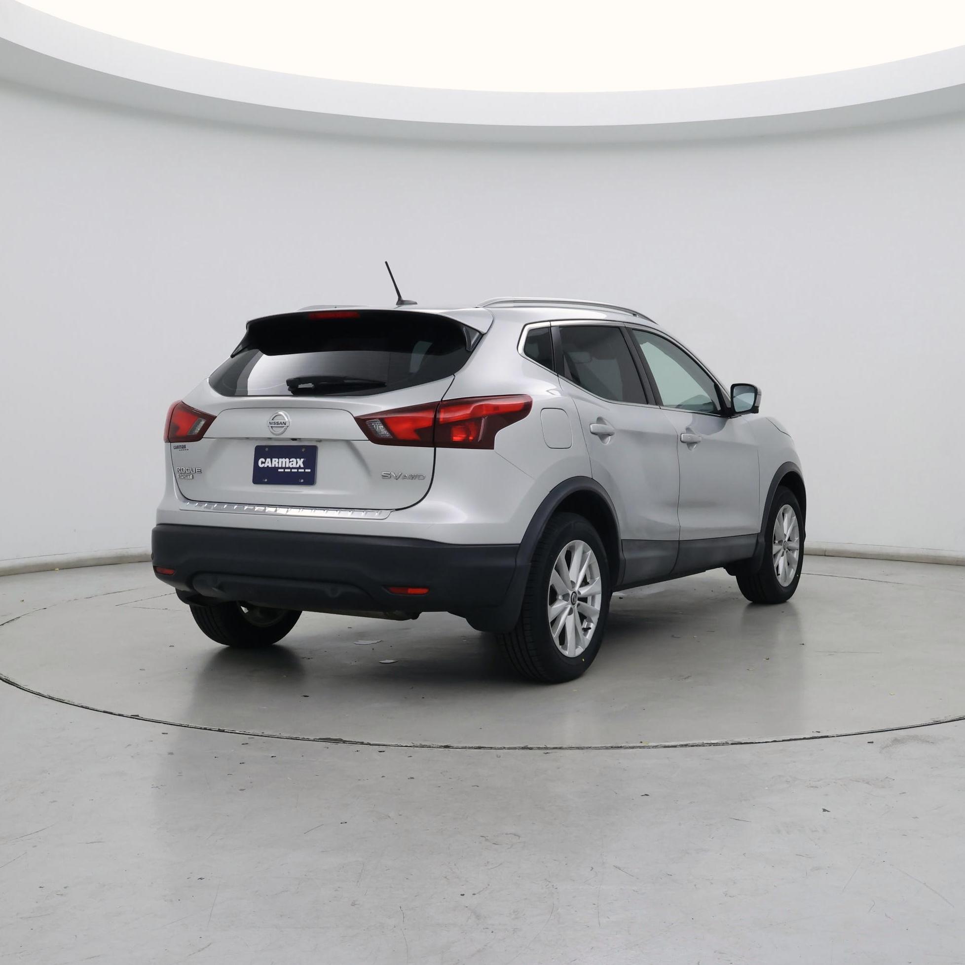 Thumbnail: 2019 Nissan Rogue Sport - 8