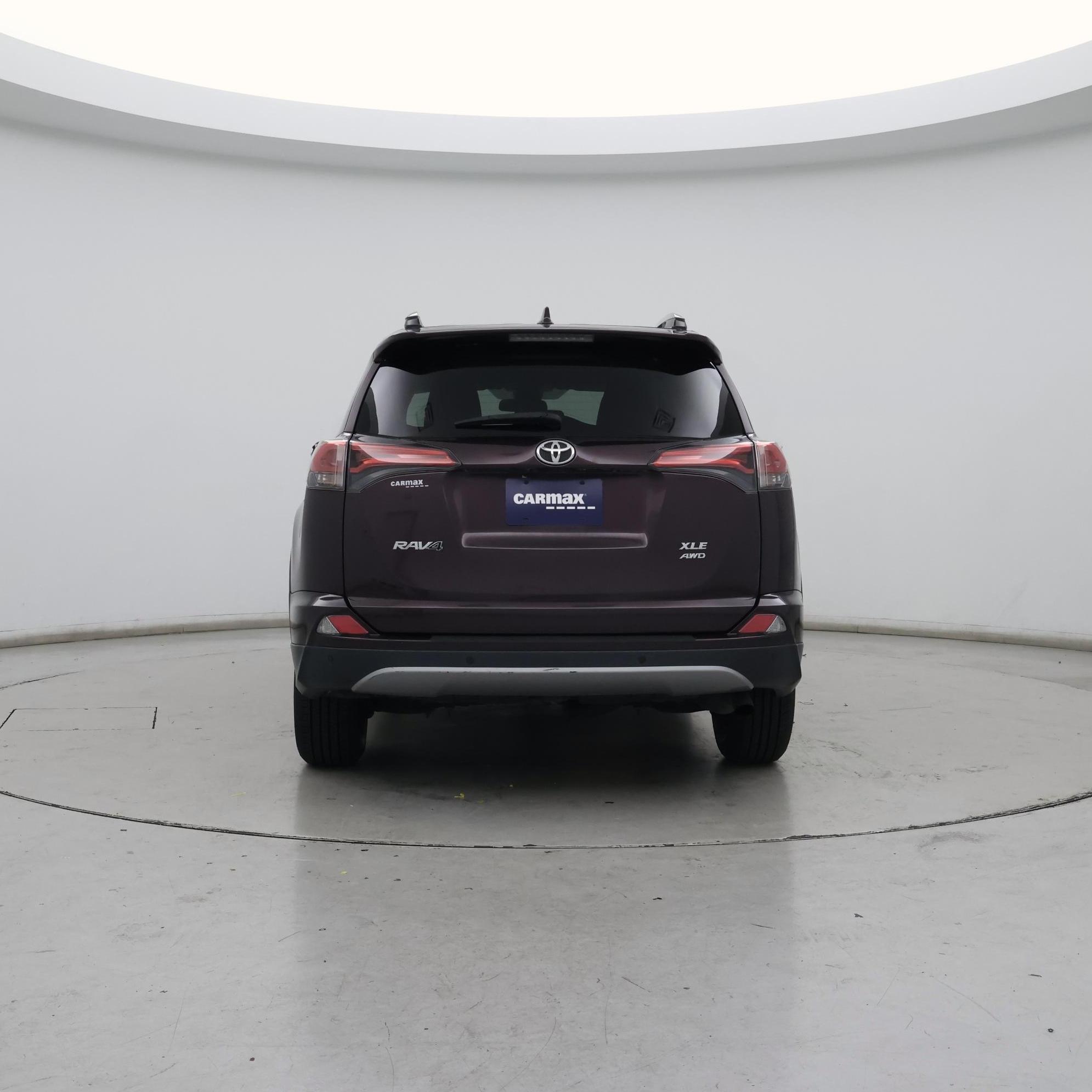Thumbnail: 2017 Toyota RAV4 - 6