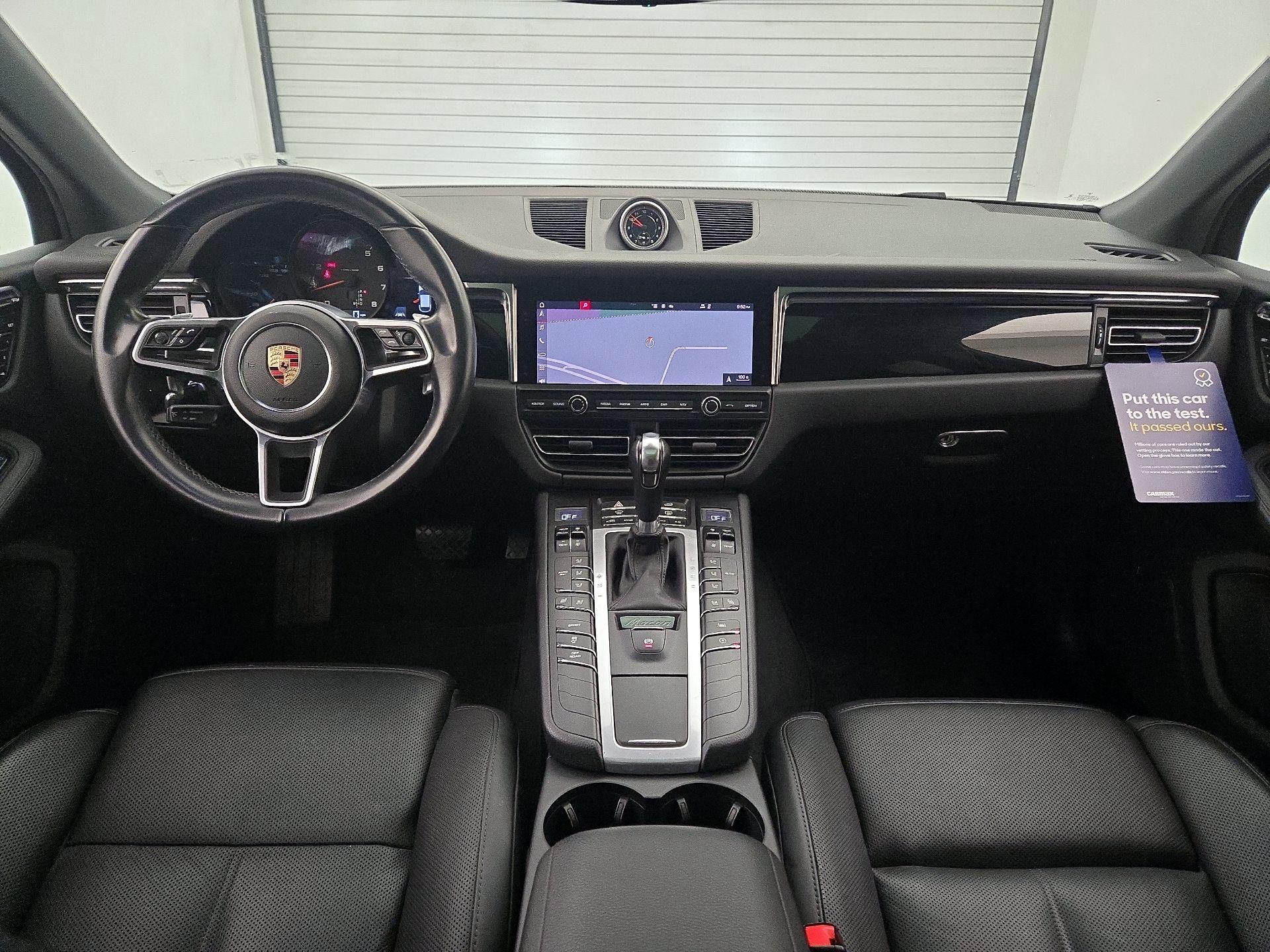 Thumbnail: 2020 Porsche Macan - 9
