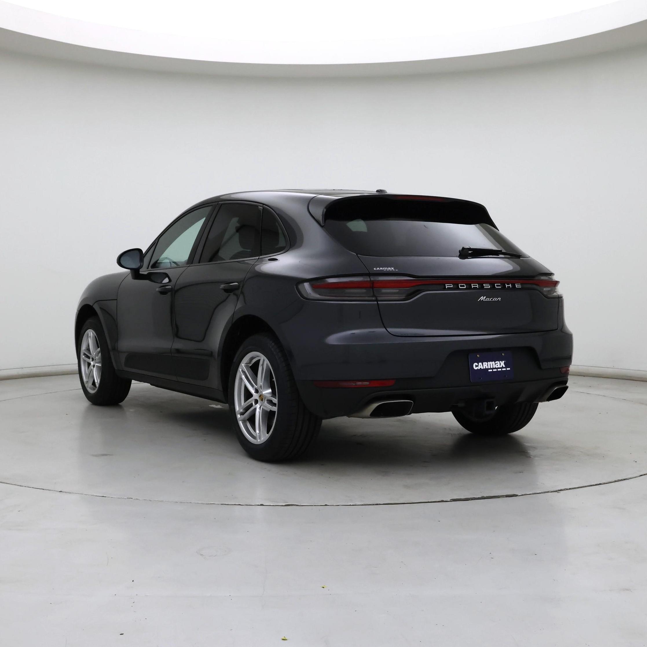 Thumbnail: 2020 Porsche Macan - 2