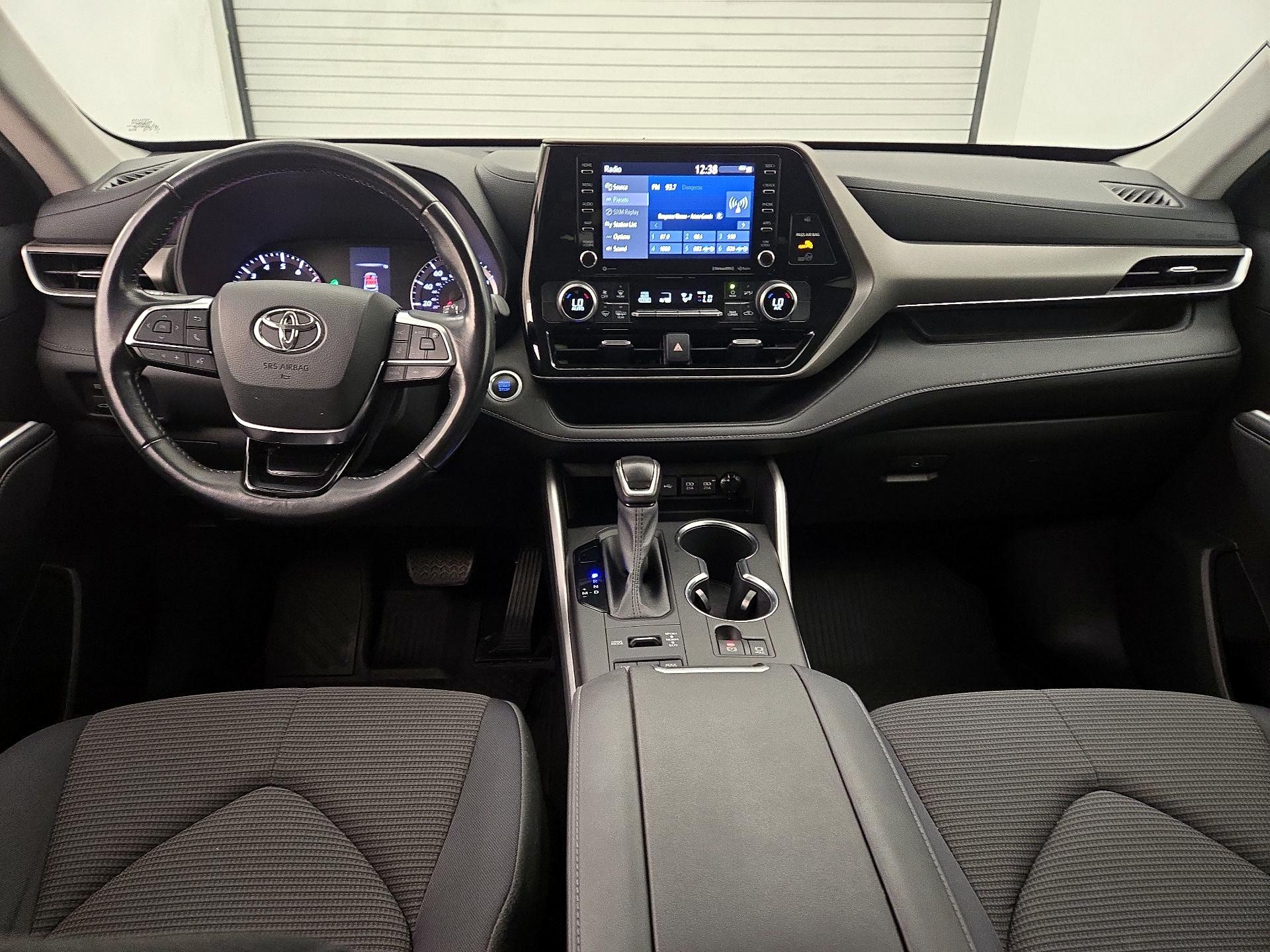 Thumbnail: 2020 Toyota Highlander - 9