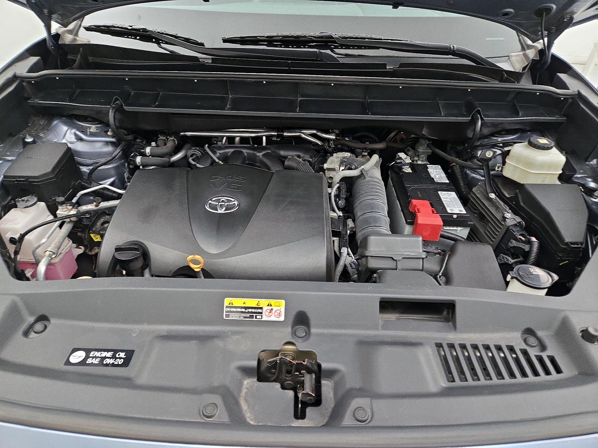 Thumbnail: 2020 Toyota Highlander - 20