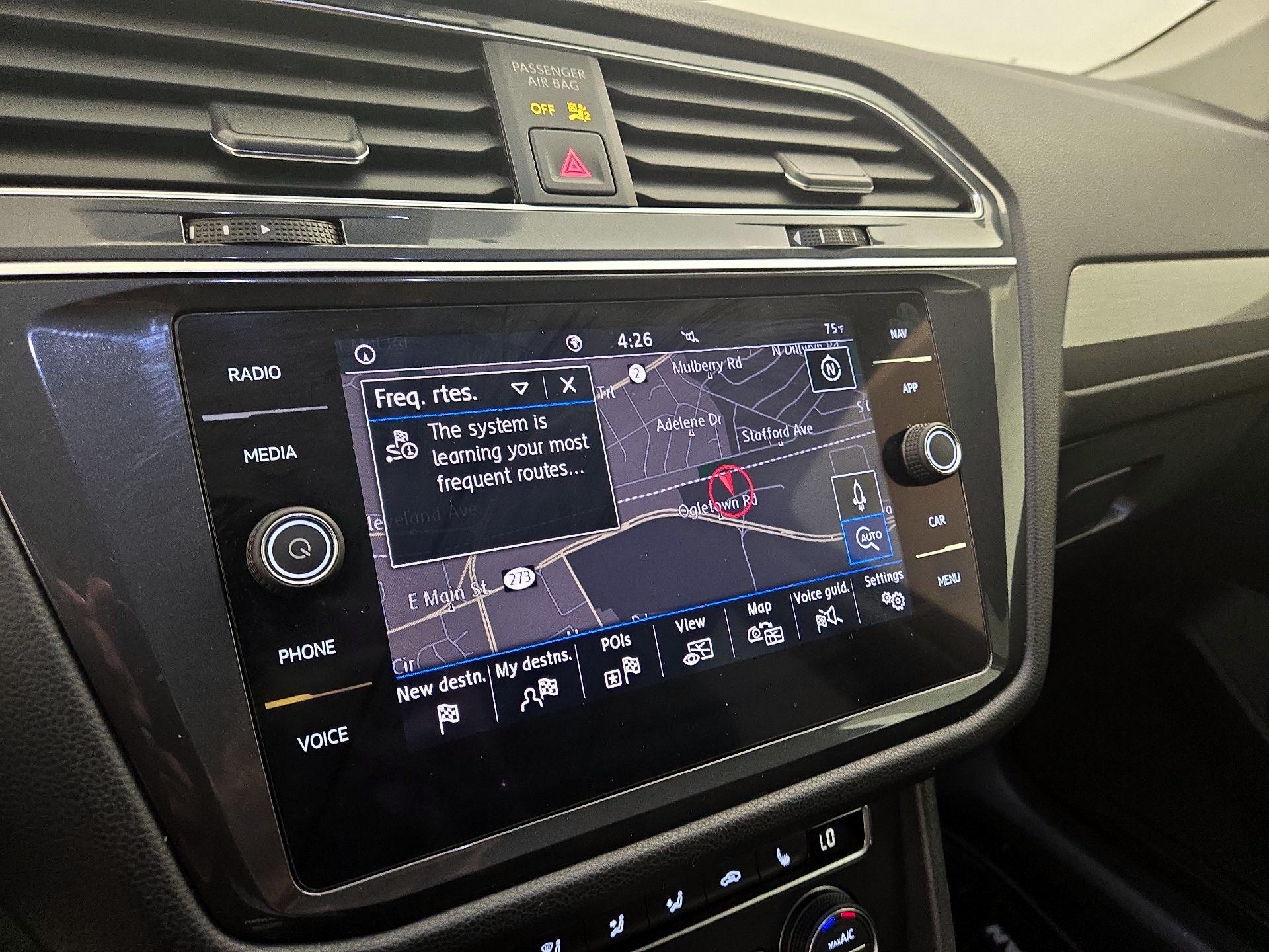 Thumbnail: 2020 Volkswagen Tiguan - 14