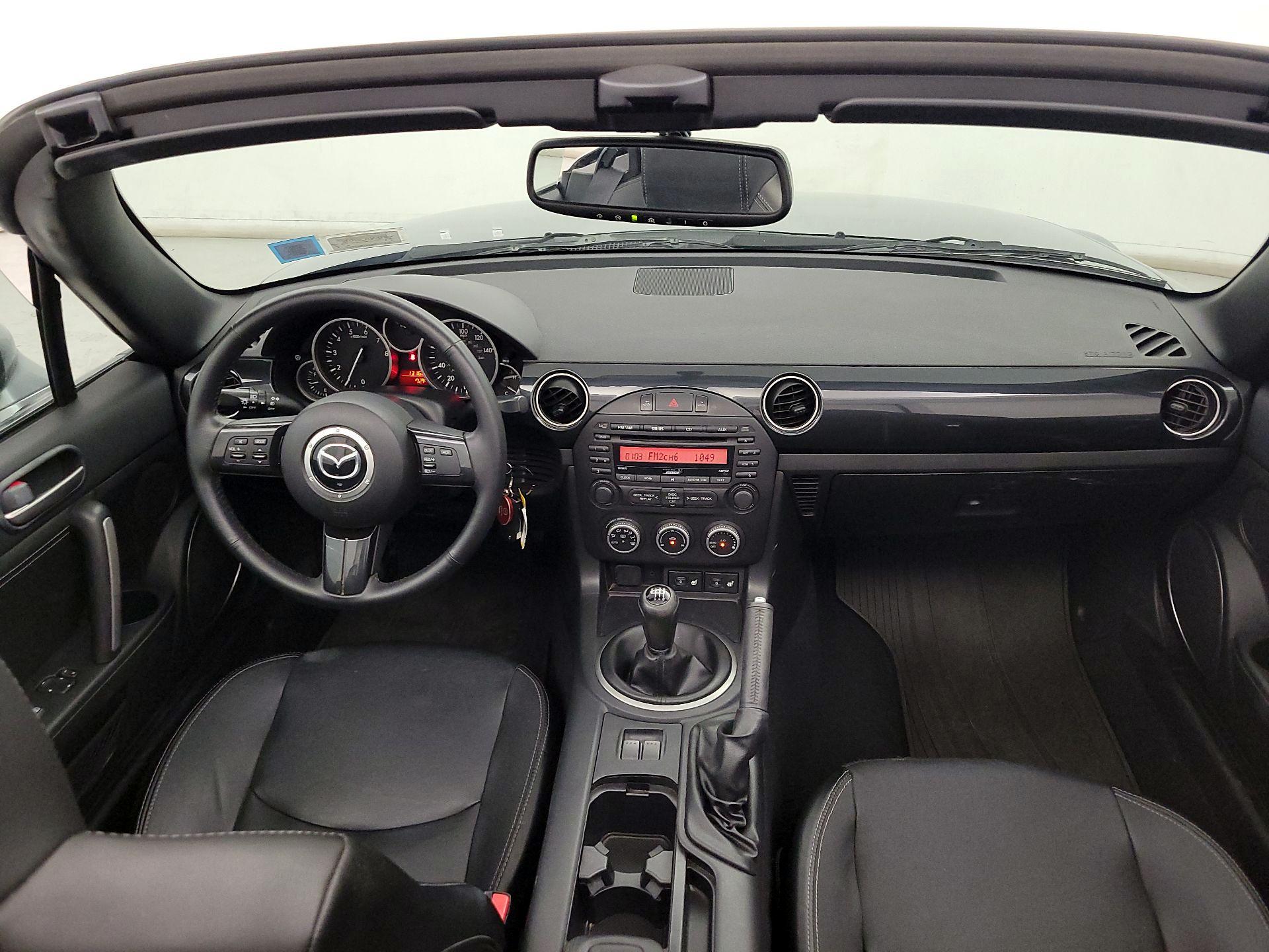 Thumbnail: 2015 Mazda MX-5 Miata - 9