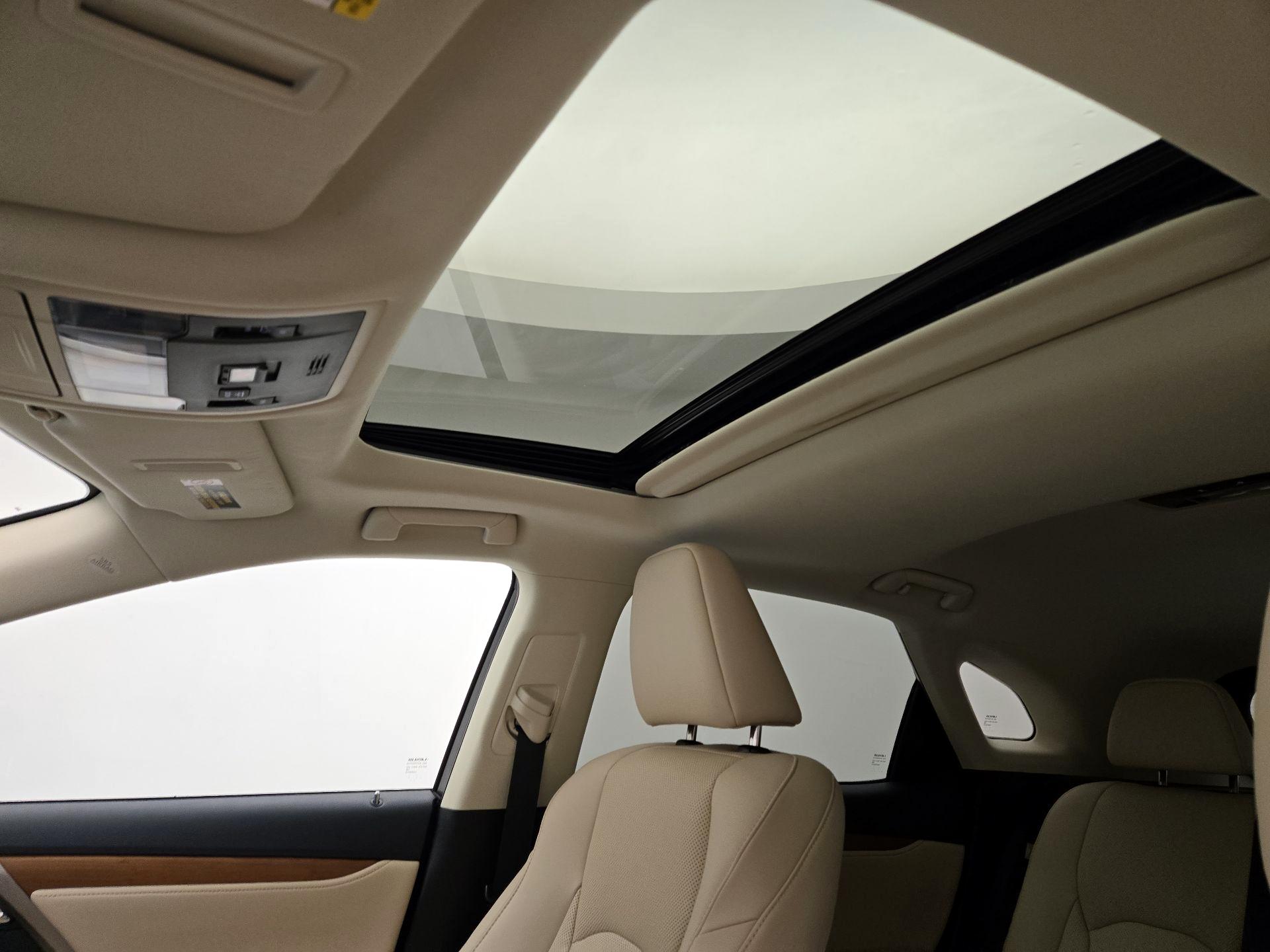 Thumbnail: 2021 Lexus RX - 17