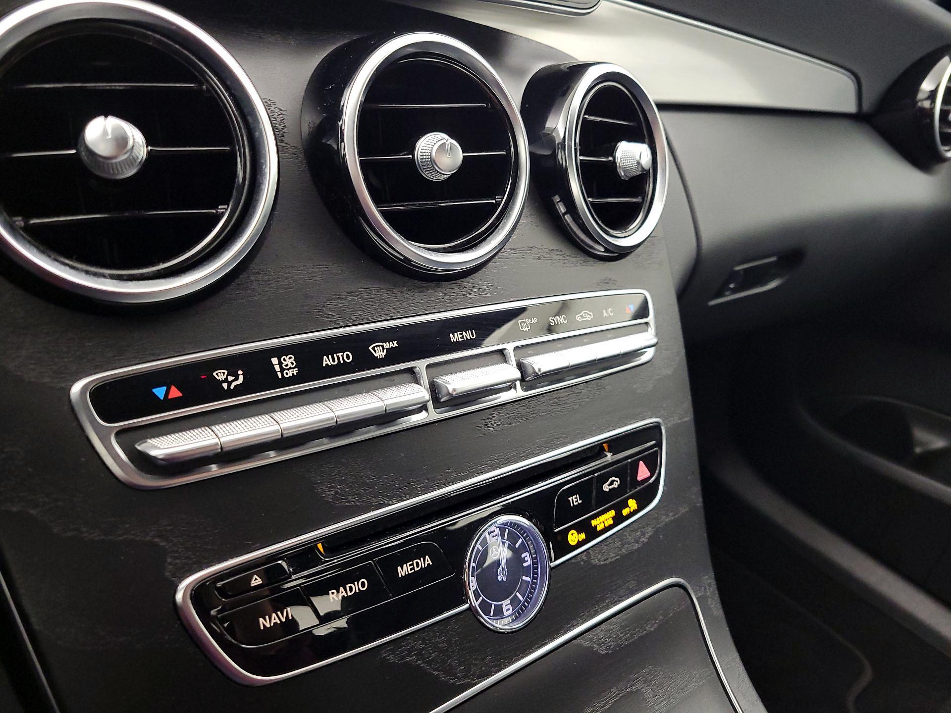 Thumbnail: 2018 Mercedes-Benz C-Class - 16