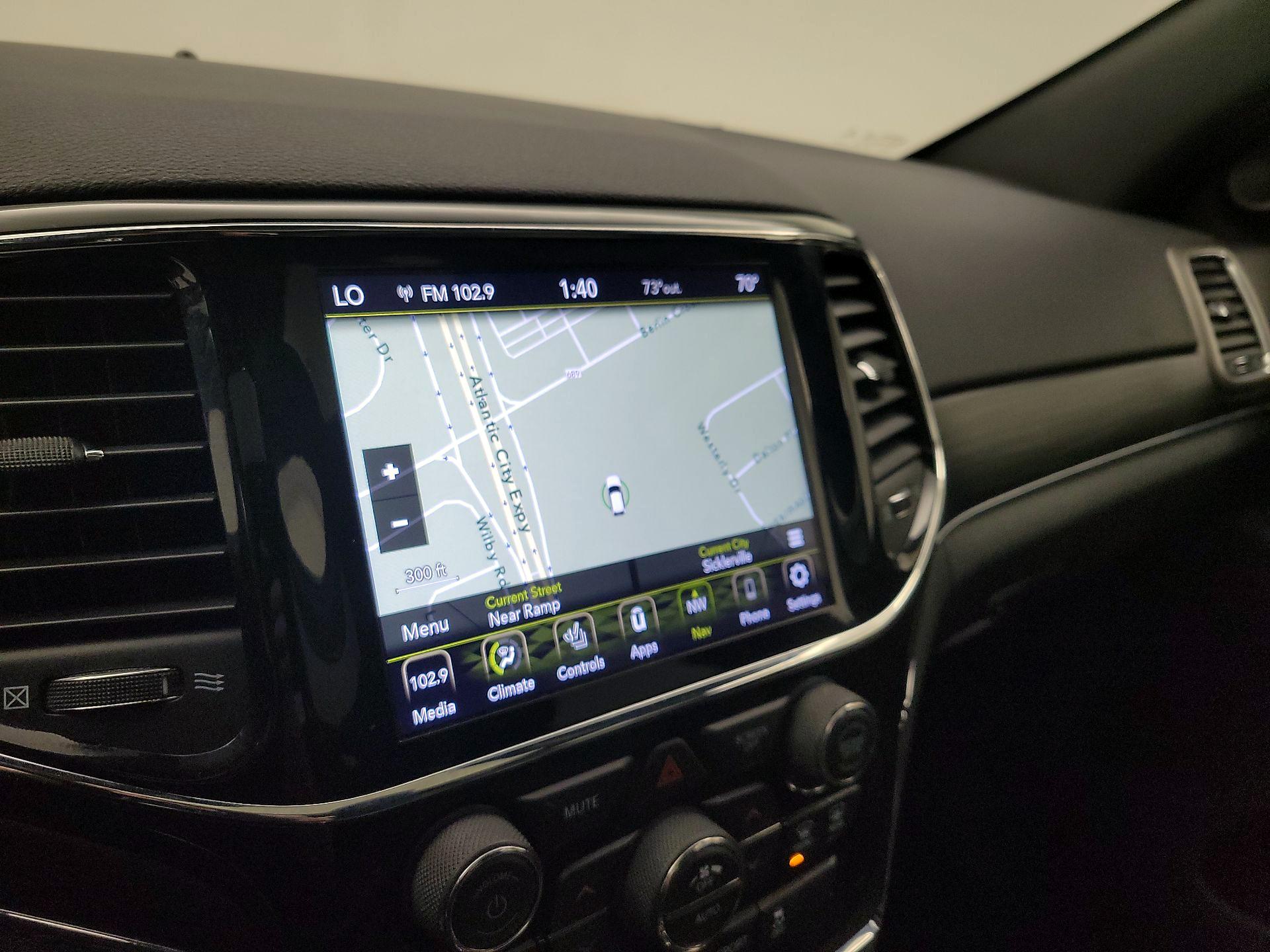 Thumbnail: 2020 Jeep Grand Cherokee - 14