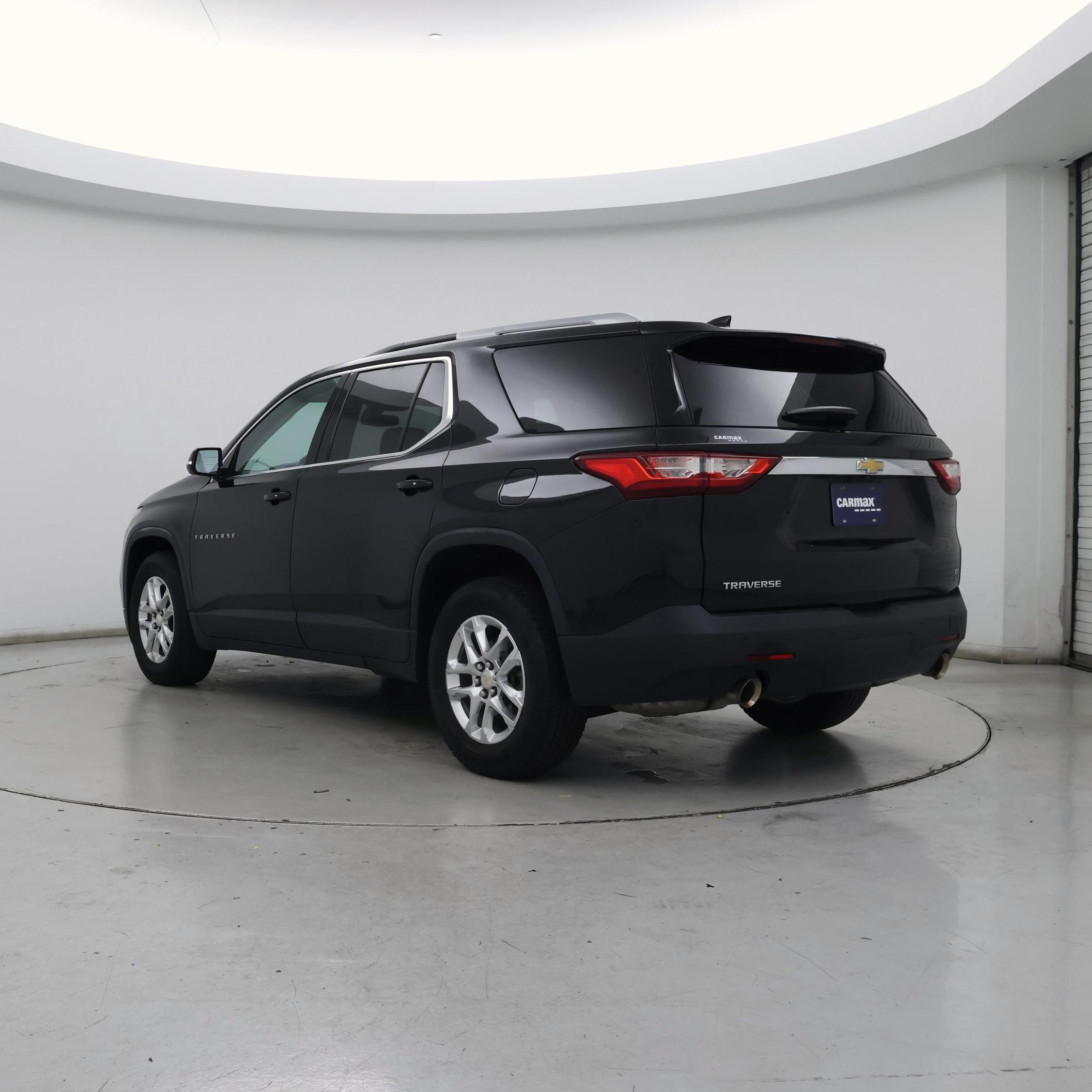 Thumbnail: 2018 Chevrolet Traverse - 2