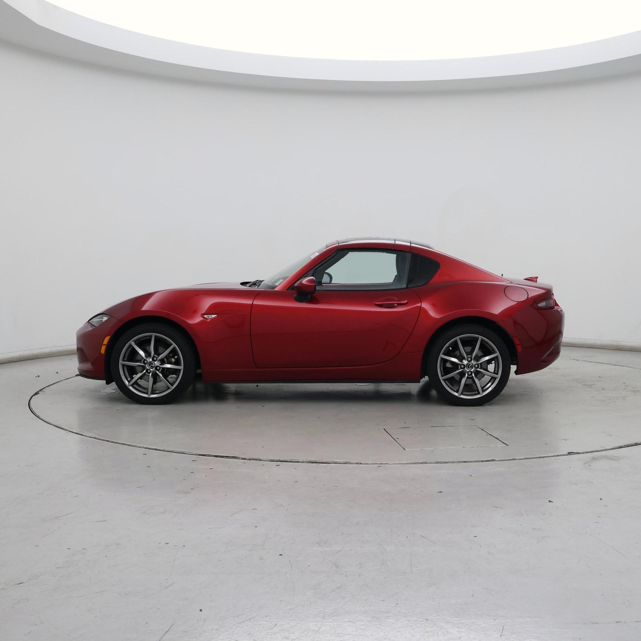 Thumbnail: 2021 Mazda MX-5 Miata - 3