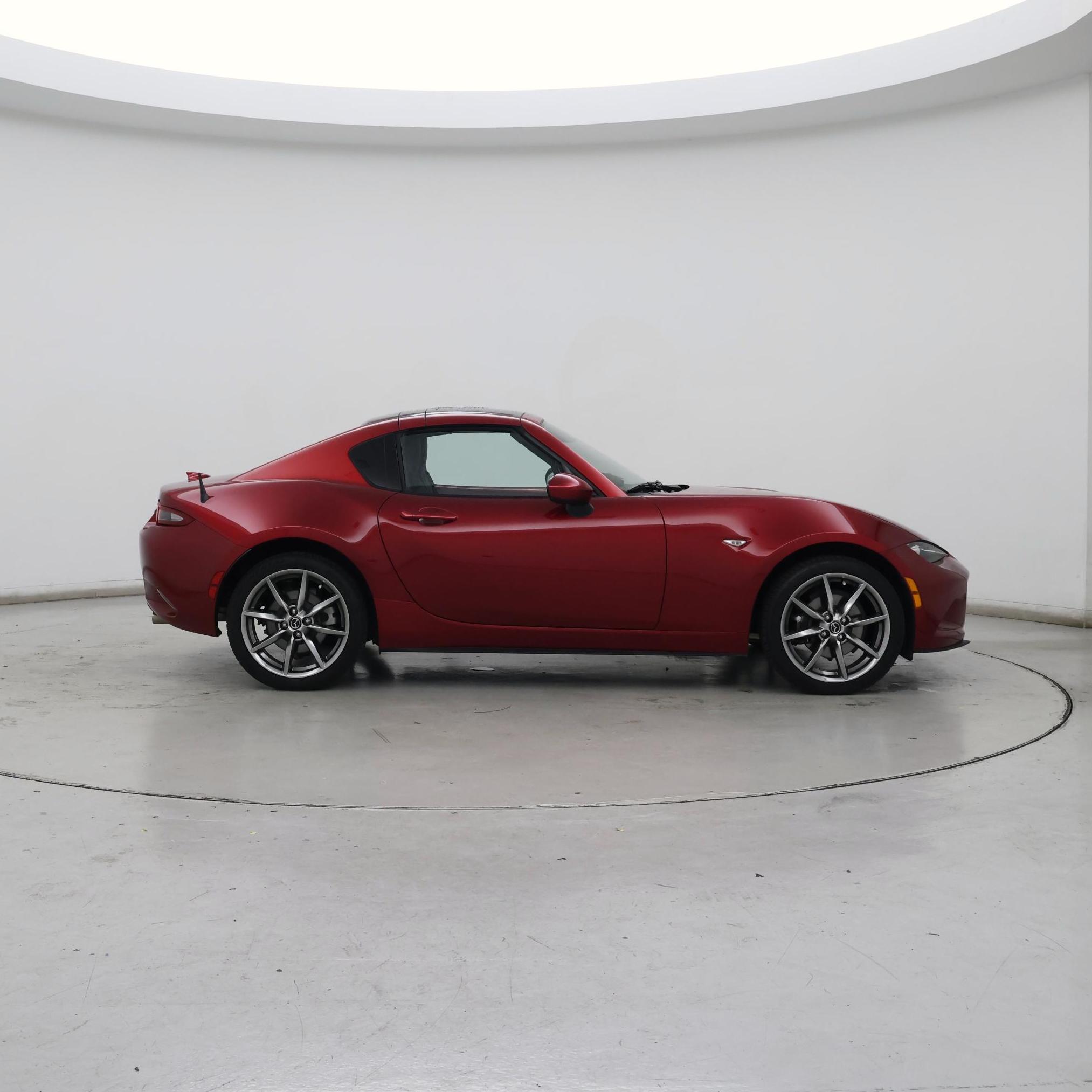 Thumbnail: 2021 Mazda MX-5 Miata - 7