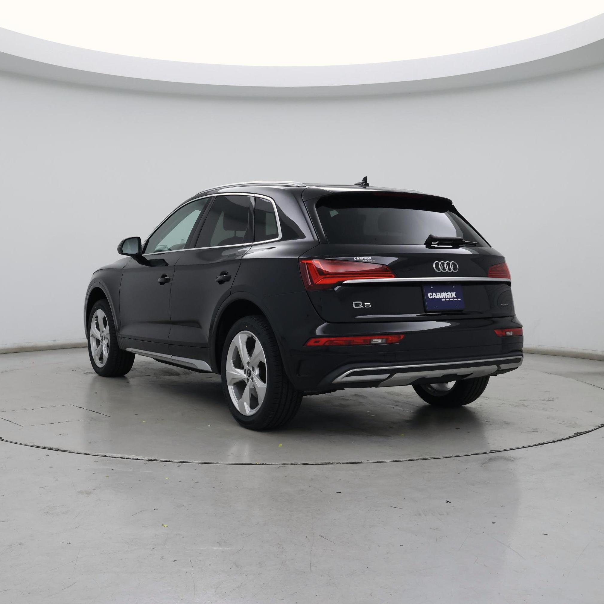 Thumbnail: 2021 Audi Q5 - 2
