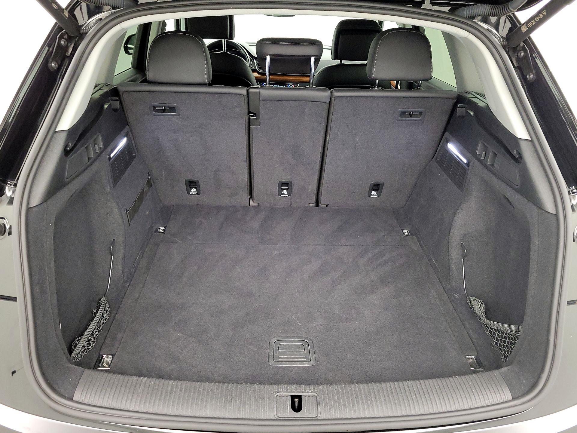 Thumbnail: 2021 Audi Q5 - 20