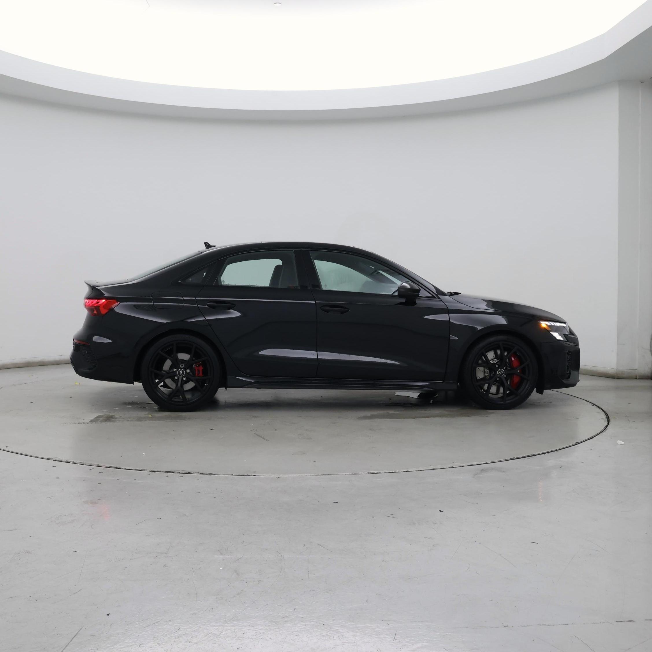 Thumbnail: 2024 Audi RS 3 - 7