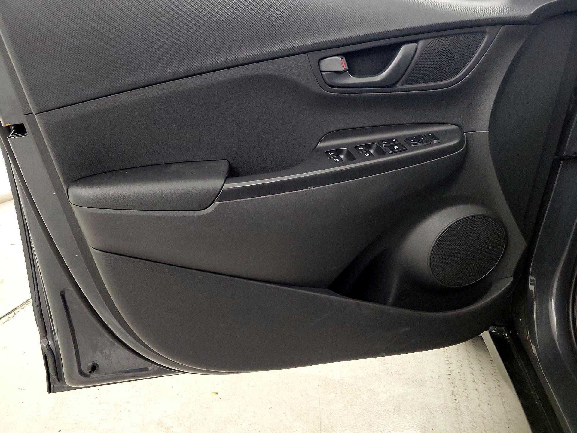 Thumbnail: 2023 Hyundai Kona - 12