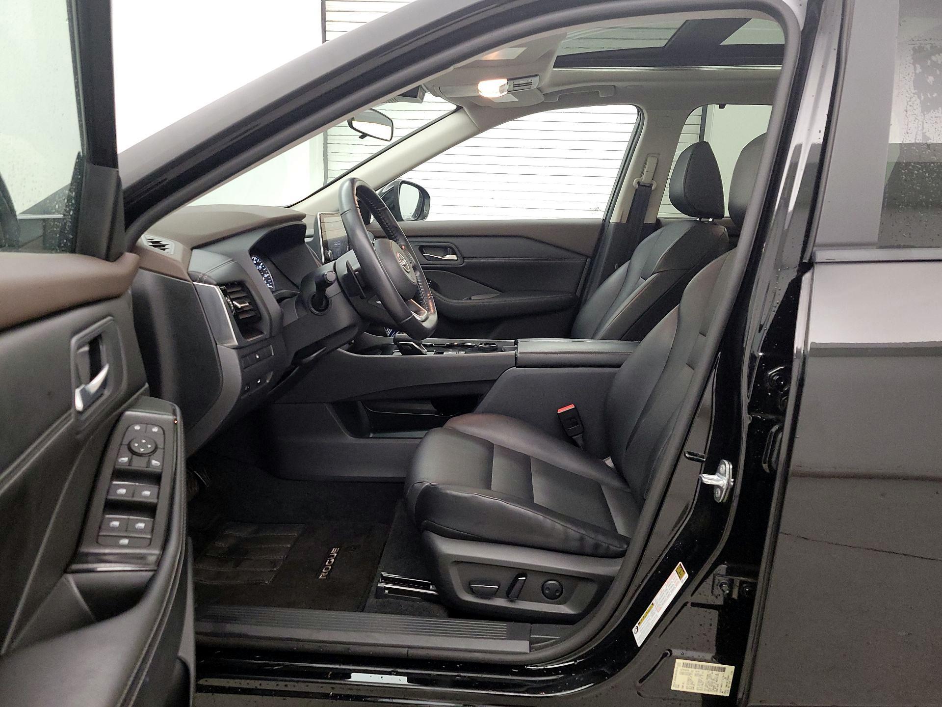 Thumbnail: 2023 Nissan Rogue - 11