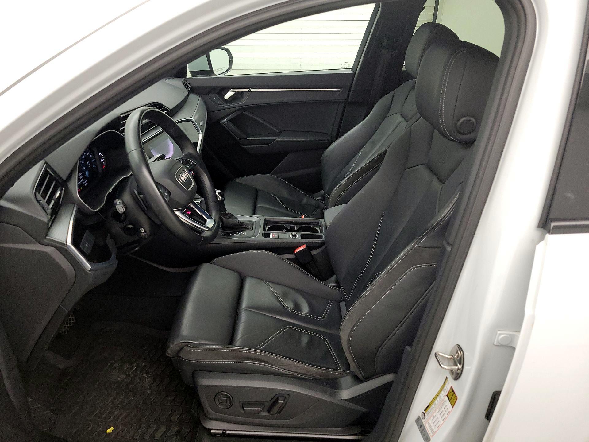 Thumbnail: 2022 Audi Q3 - 11