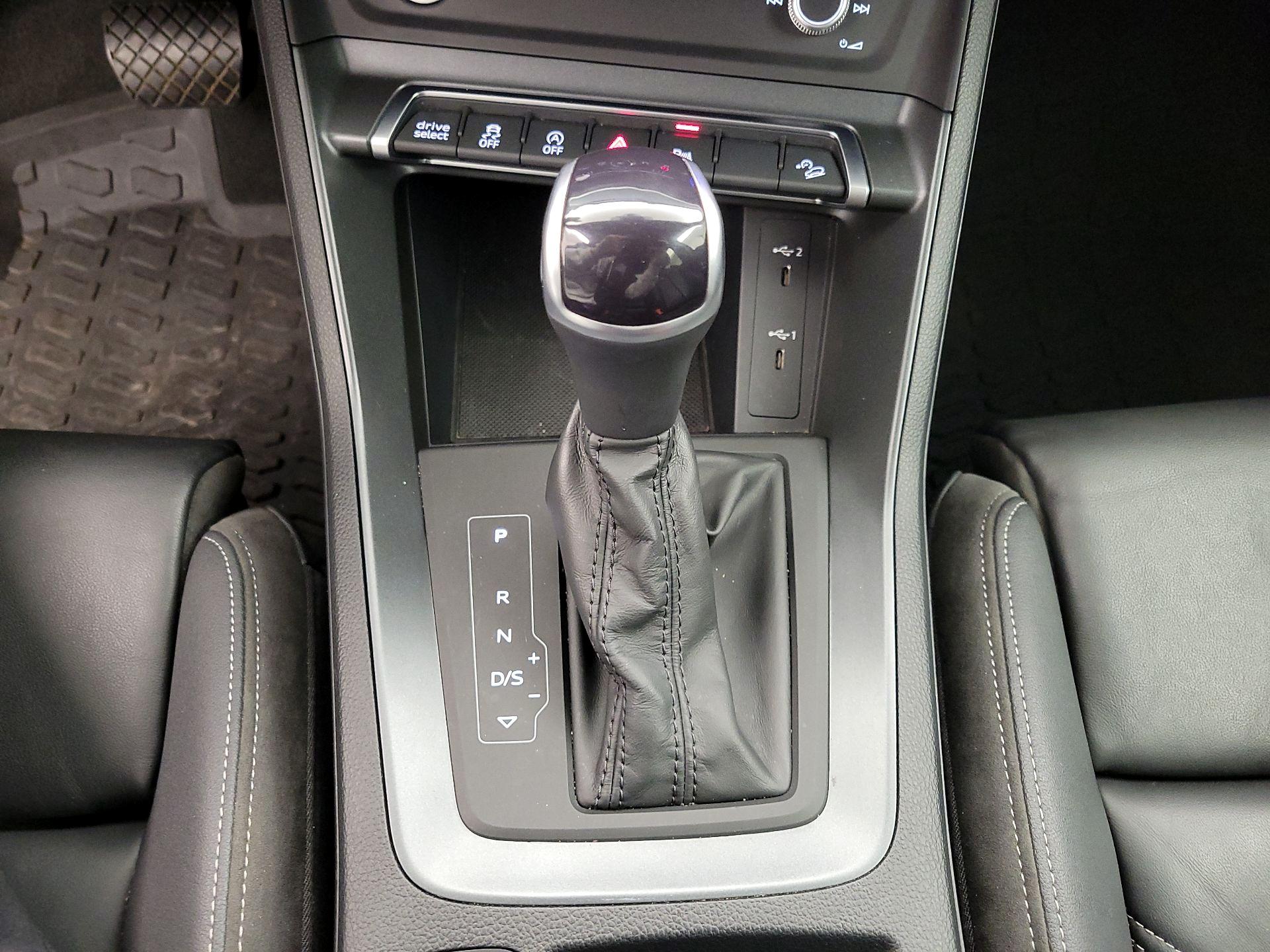 Thumbnail: 2022 Audi Q3 - 17