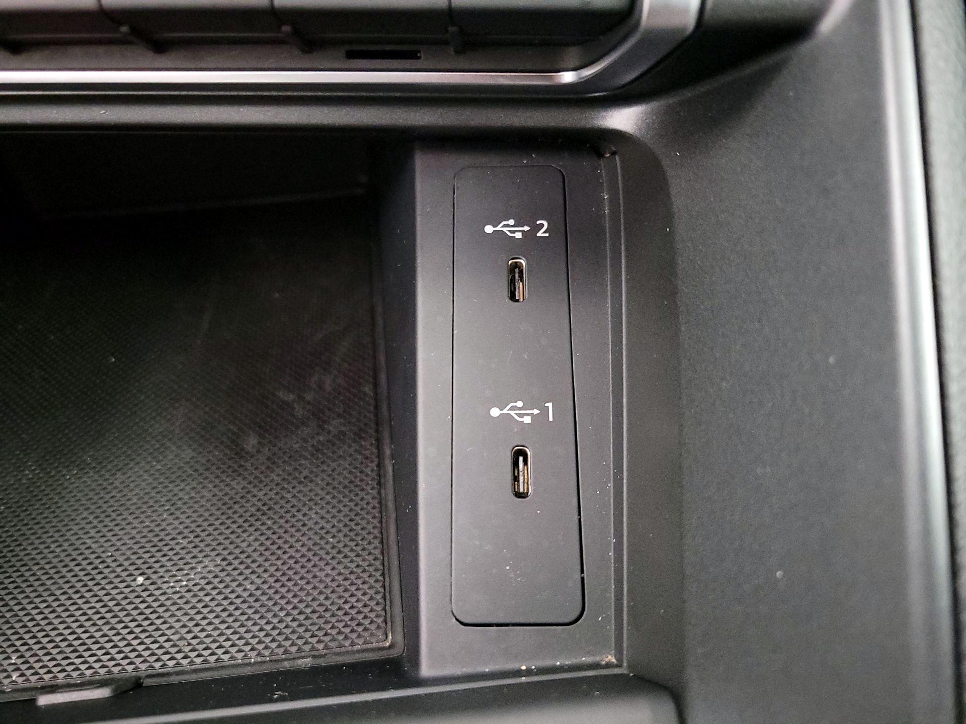 Thumbnail: 2022 Audi Q3 - 18